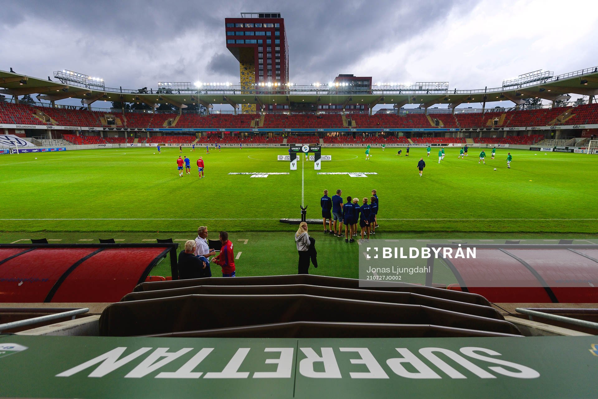 Interiör vy från Visma arena före fotbollsmatchen i
