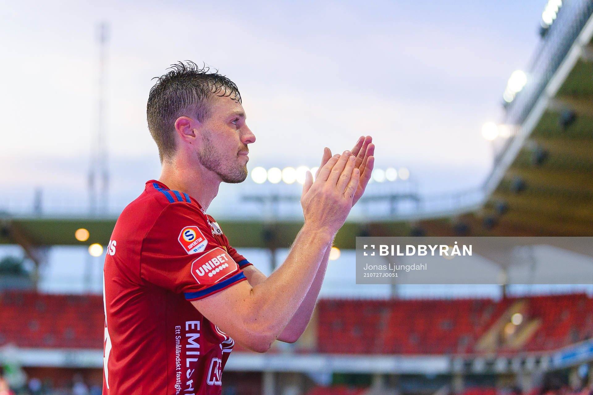 Östers Nicolas Mortensen  jublar under fotbollsmatchen i Superettan mellan Öster och Jönköpings Södra den 27 juli 2021 i Växjö. 