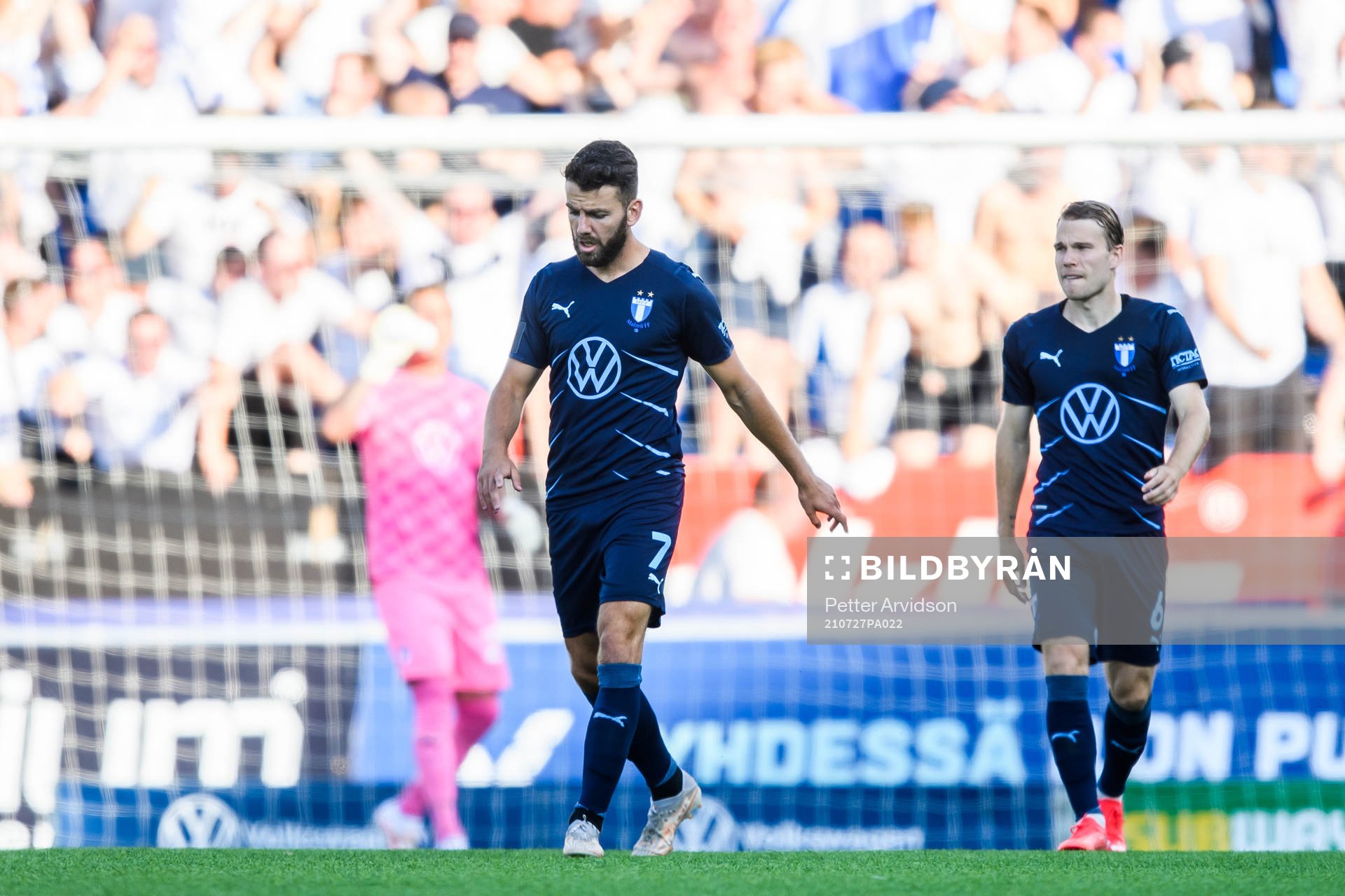 Erdal Rakip and Oscar Lewicki of Malmö FF looks dejected