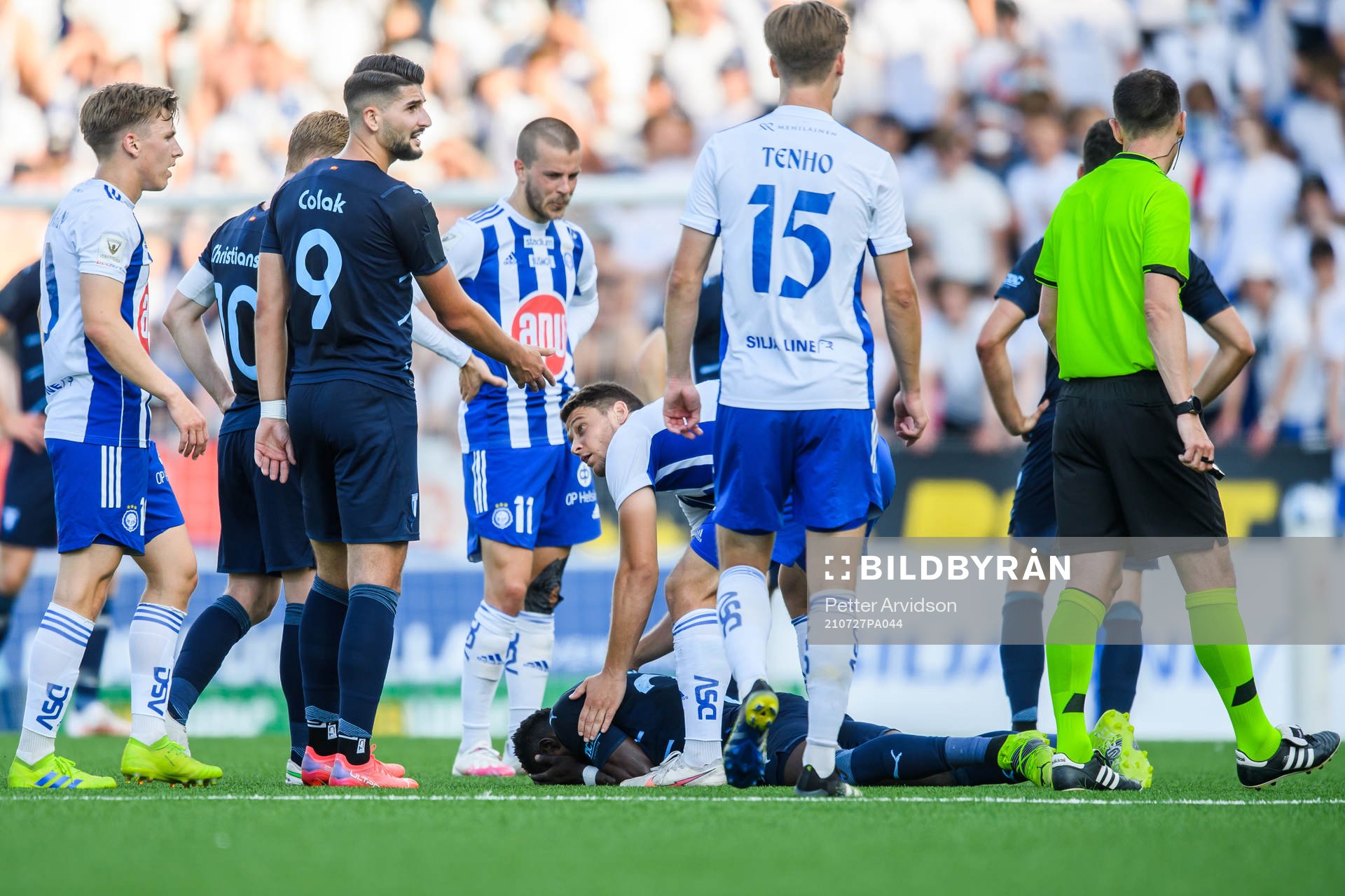 Bonke Innocent of Malmö FF in pain