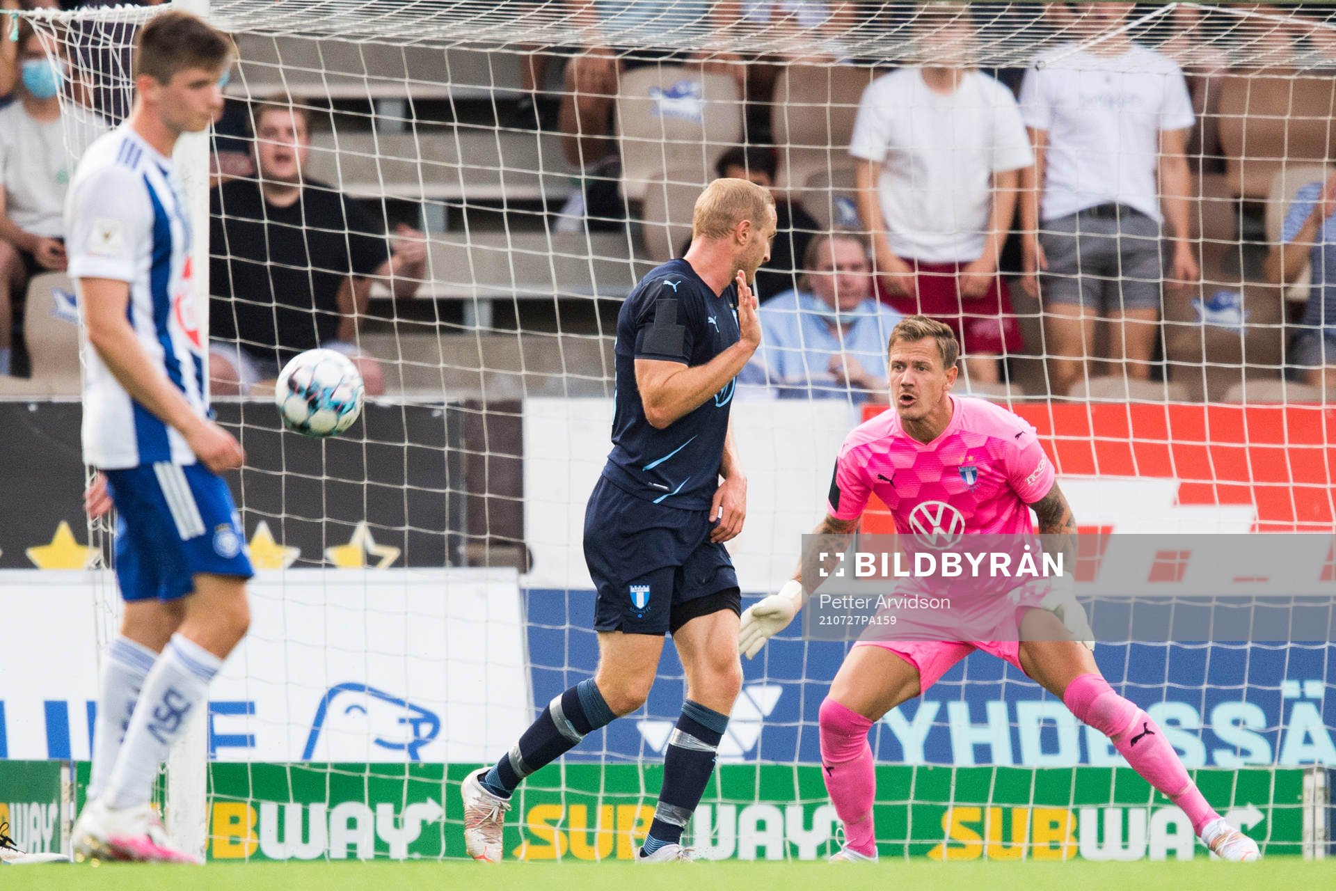 Goalkeeper Johan Dahlin of Malmö FF
