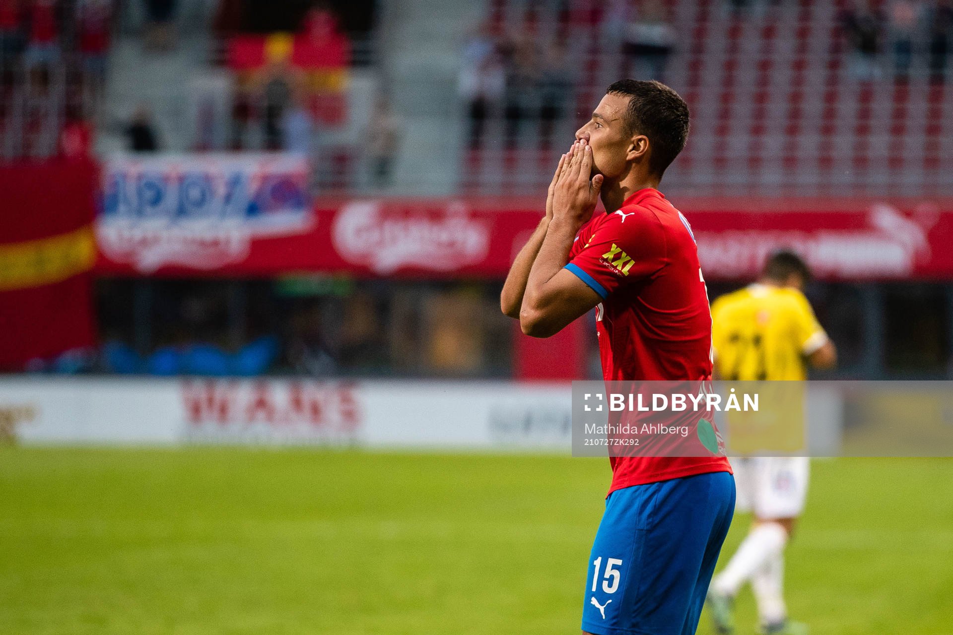 Helsingborgs Assad Al Hamlawi jublar efter 4-0 under fotbollsmatchen i Superettan mellan Helsingborg och Falkenberg den 27 juli 2021 i Helsingborg.