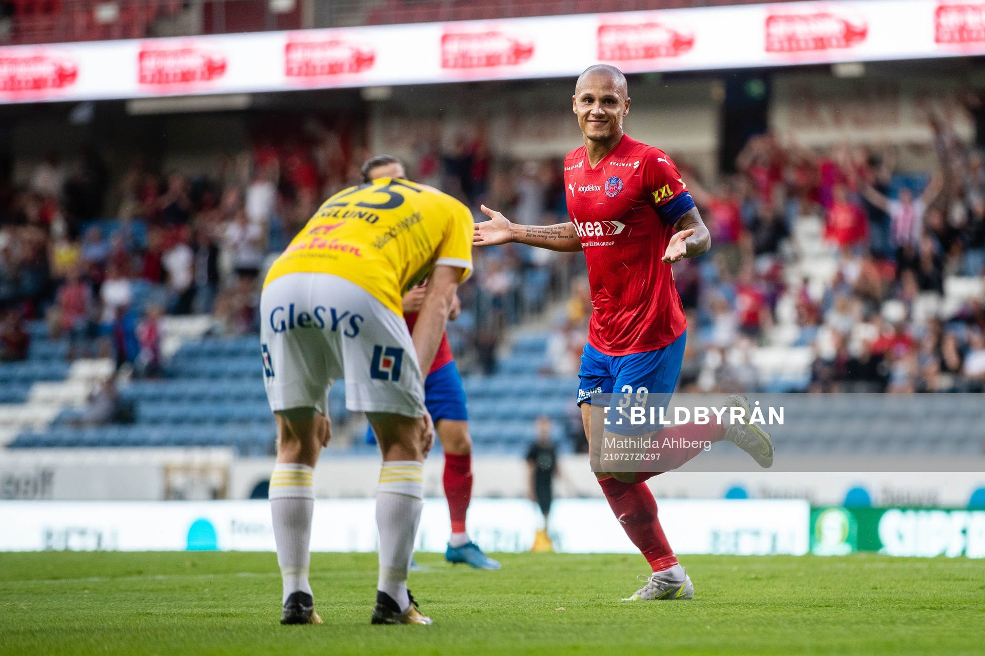 Falkenbergs Tobias Englund deppar och Helsingborgs Anthony