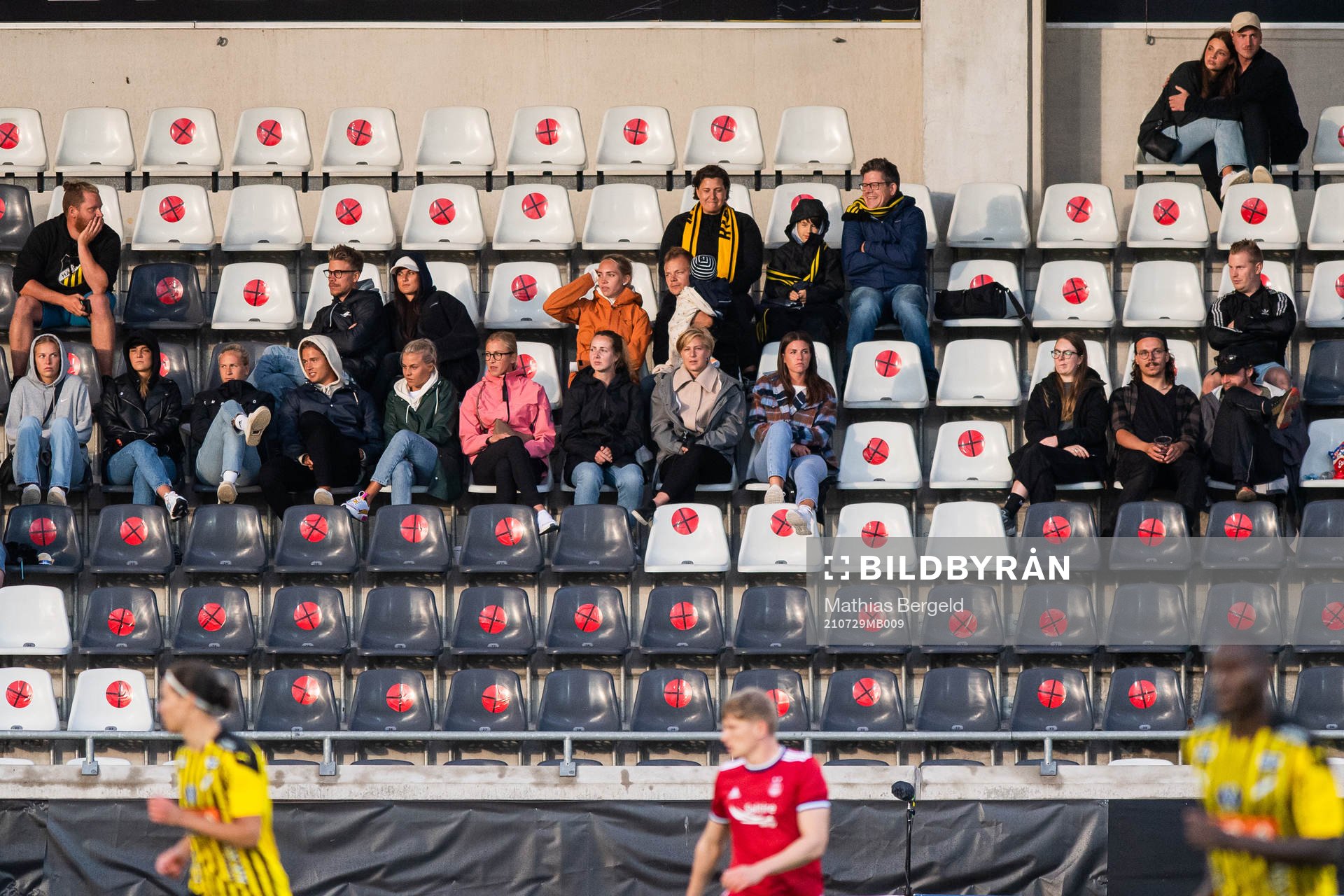 Parts of of Häcken’s women’s team in the stands