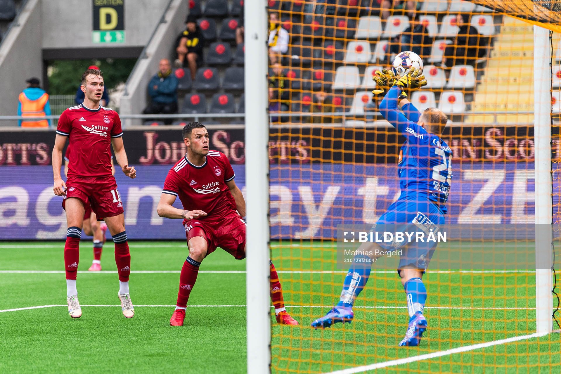 Christian Ramirez of Aberdeen is denied a goal by