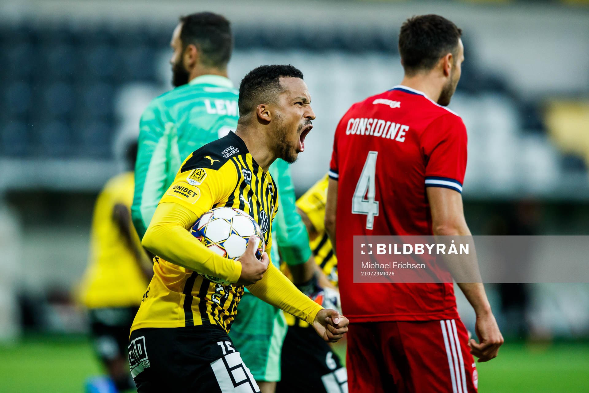 Martin Olsson of Häcken celebrates