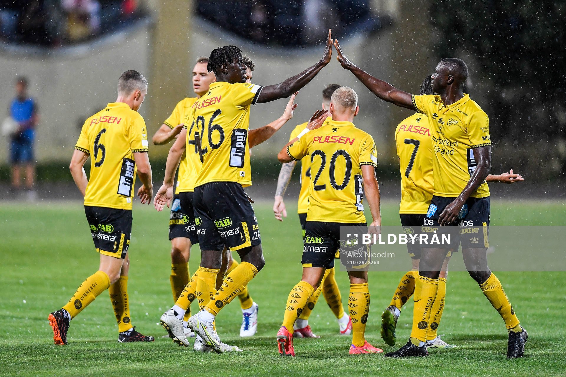 Marokhy Ndione of Elfsborg celebrates with teammates