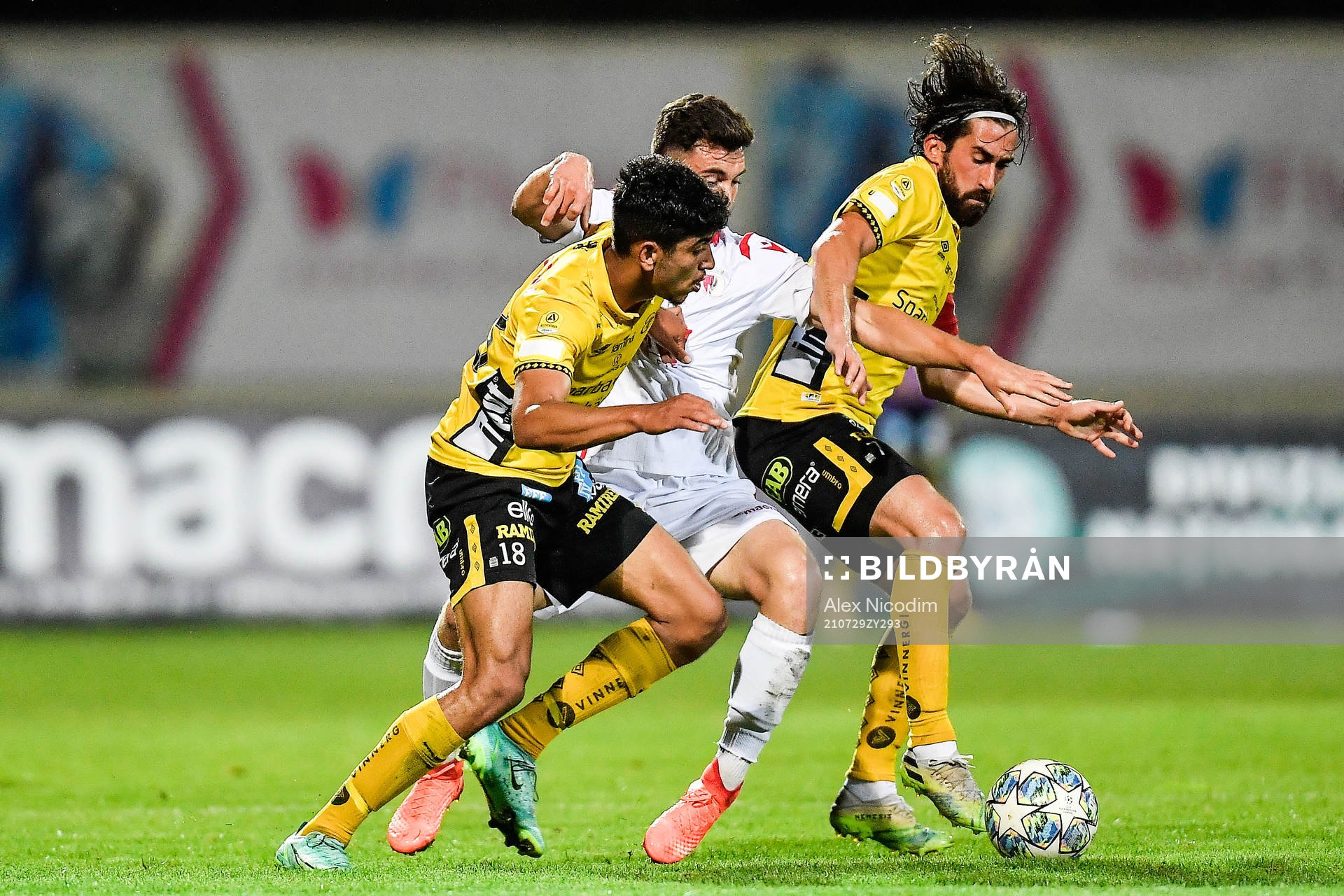 Ahmed Qasem and Frederik Holst of Elfsborg