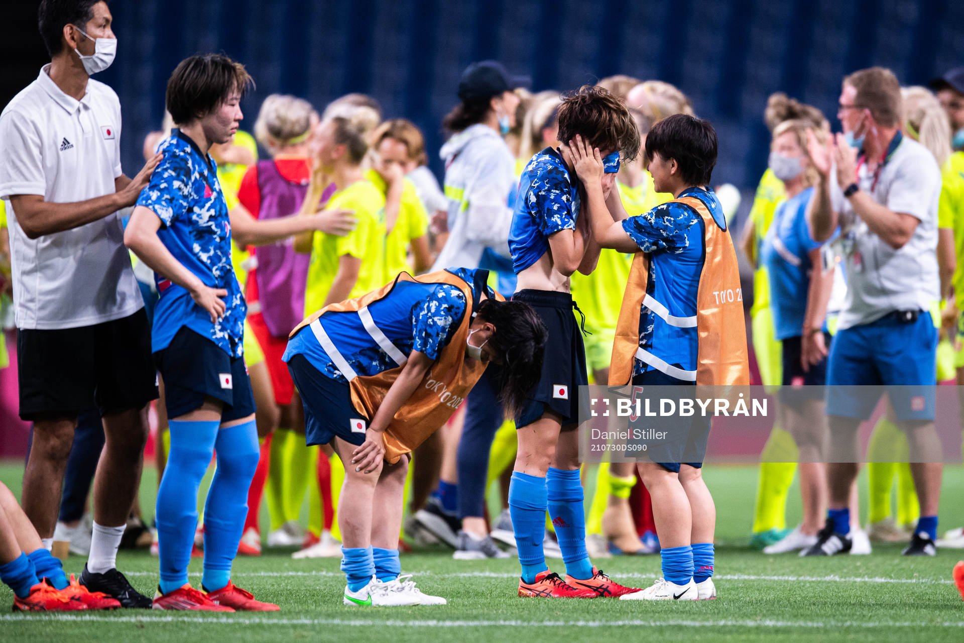 Players of Japan looks dejected