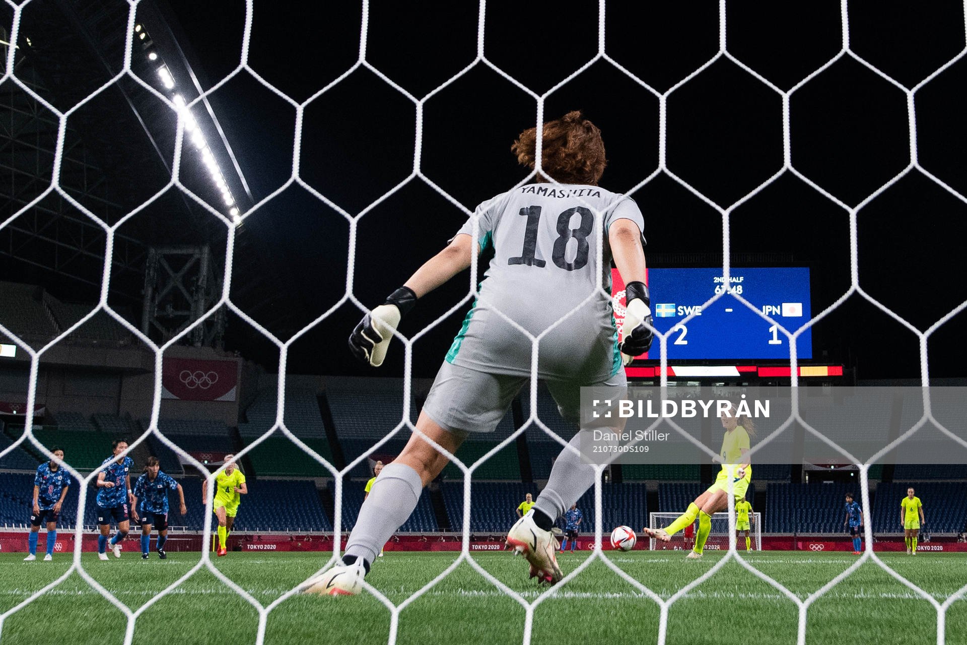 Kosovare Asllani of Sweden scores 3-1 in the women's