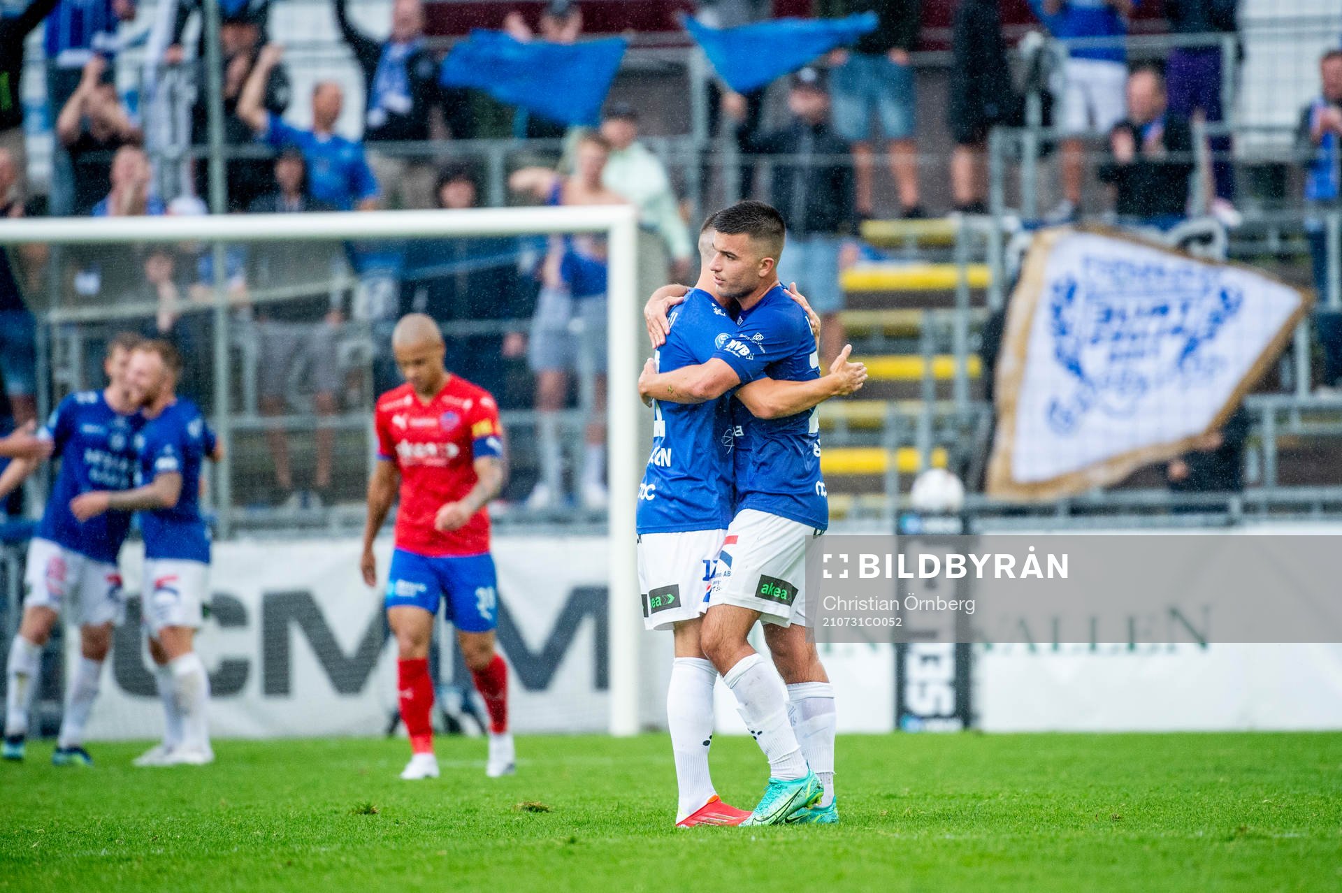 Trelleborgs Henrik Johansson och Haris Brkic jublar