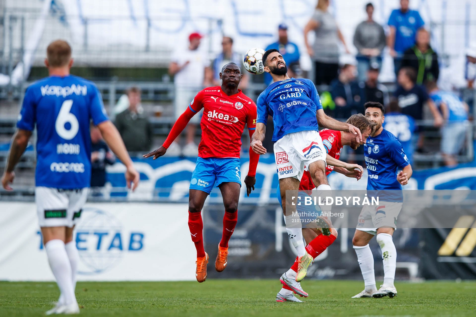 Helsingborgs Ravy Tsouka-Dozi och Trelleborgs Mouhammed Ali