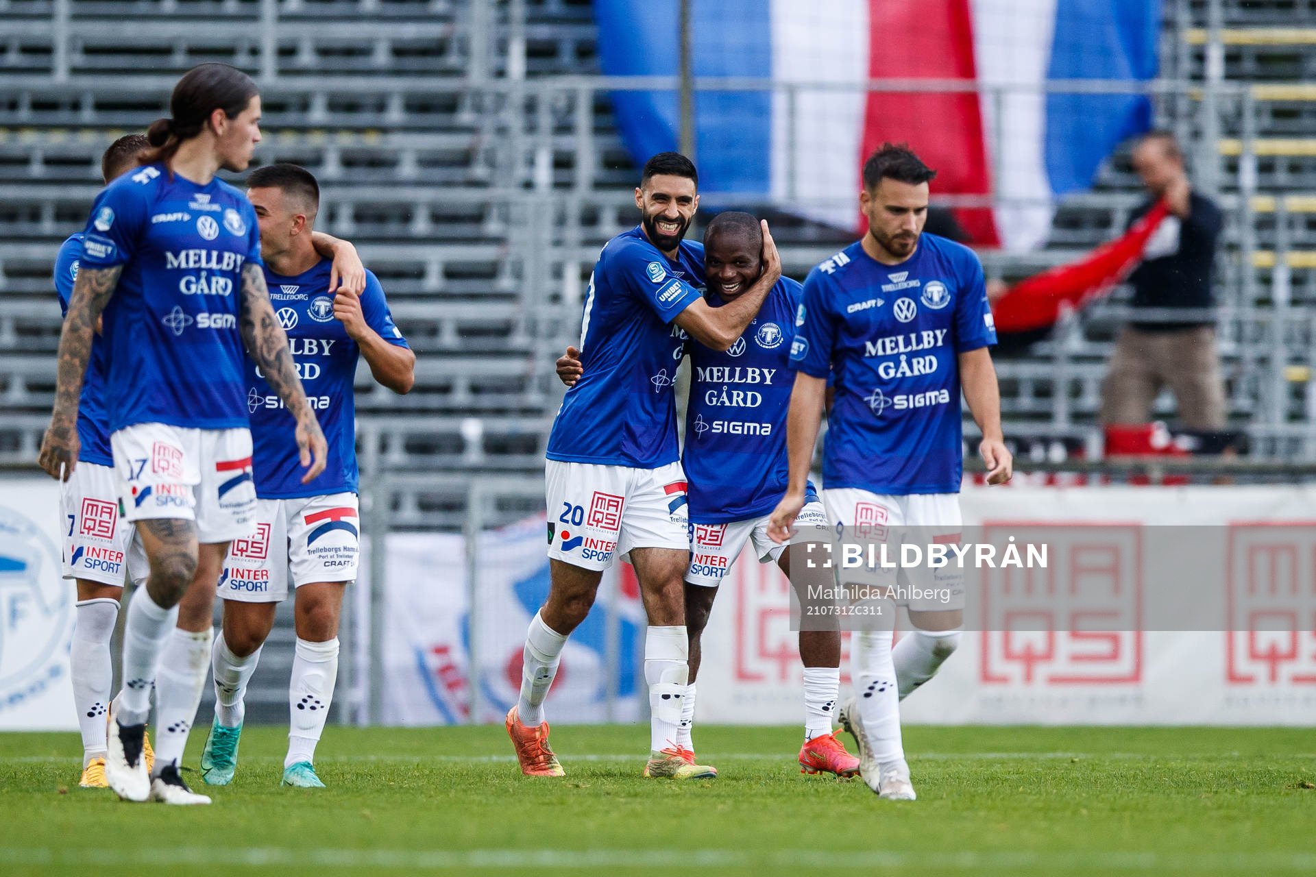 Trelleborgs Henry Offia jublar med Mouhammed Ali Dhaini