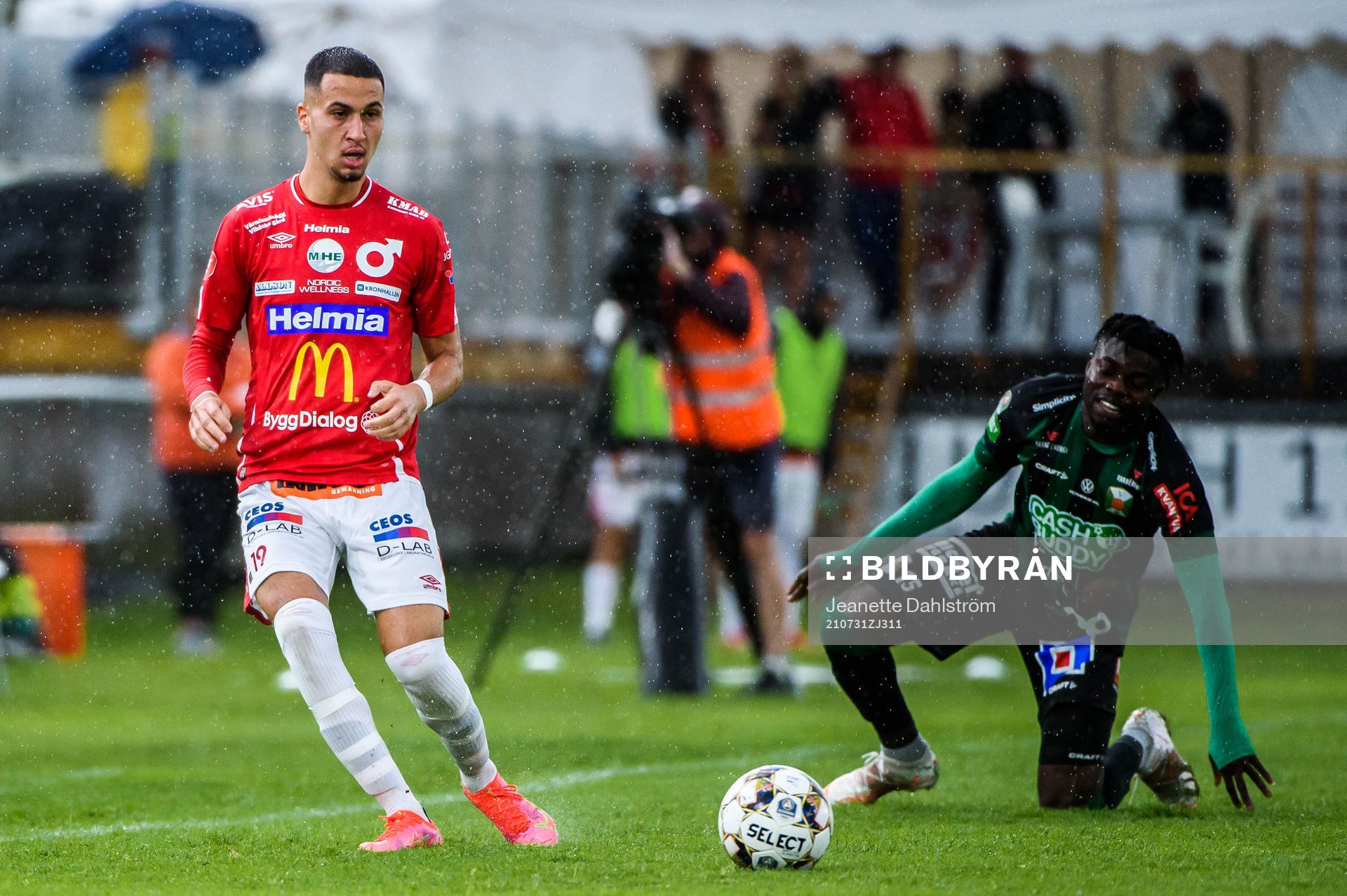 Degerfors Abdelrahman Saidi och Varbergs Gideon Mensah