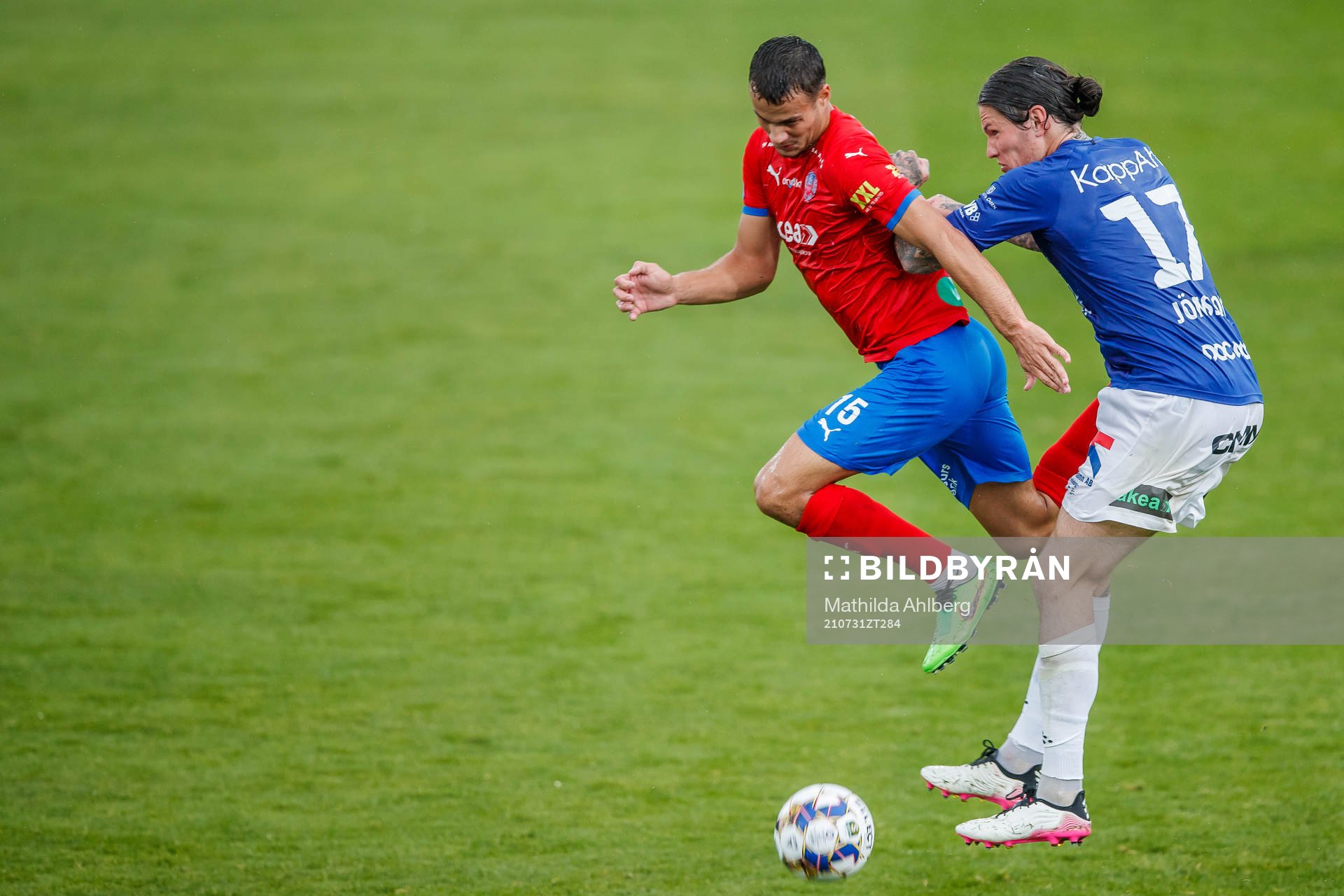 Helsingborgs Assad Al Hamlawi och Trelleborgs Isak Jönsson