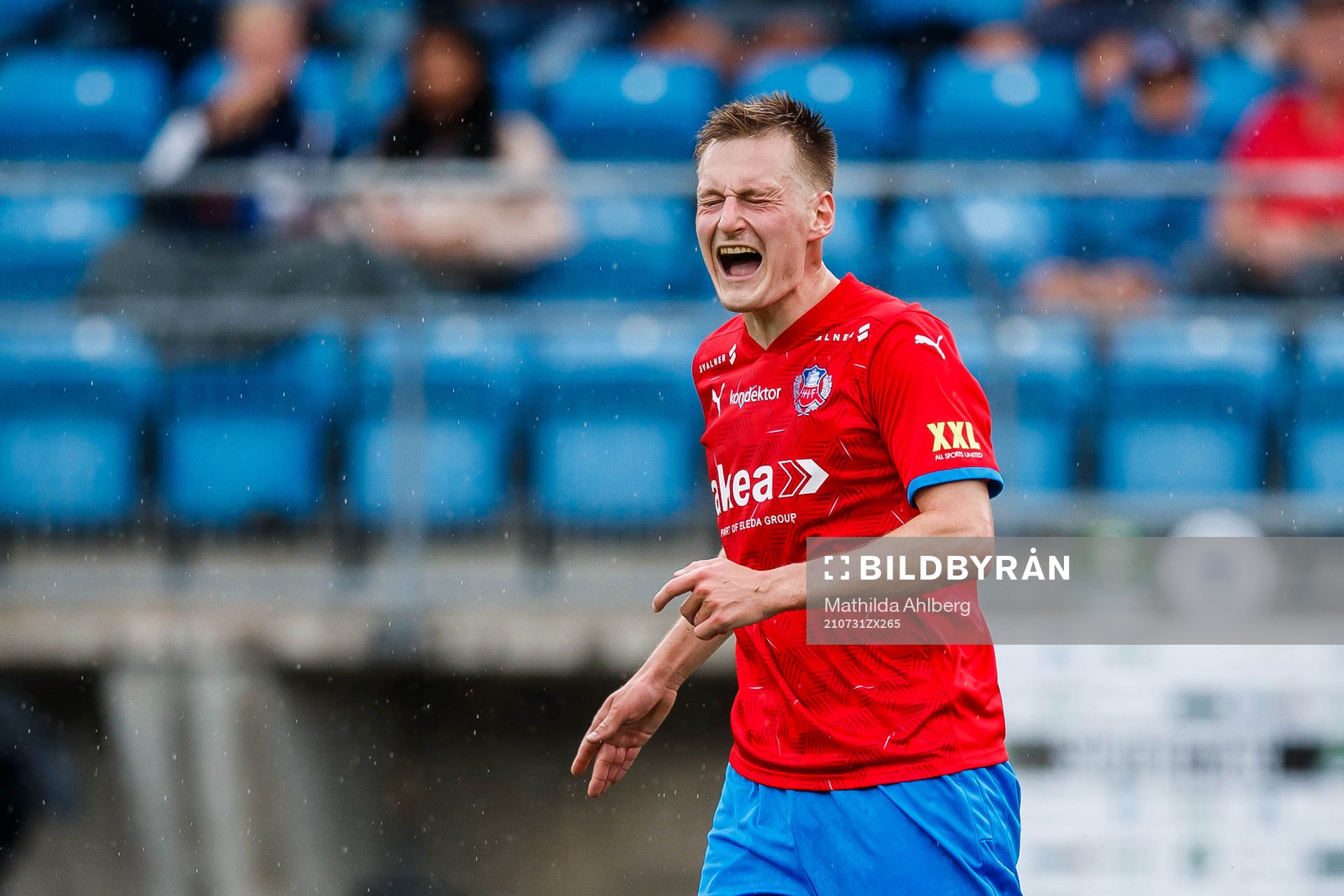Helsingborgs Rasmus Karjalainen reagerar