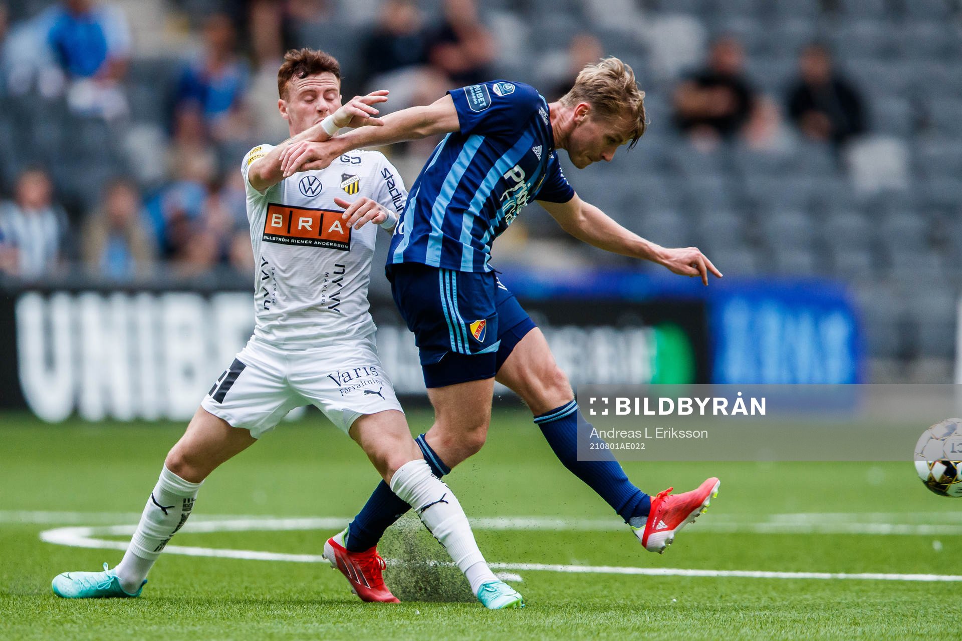 Häckens Tobias Heintz och Djurgårdens Rasmus Schüller
