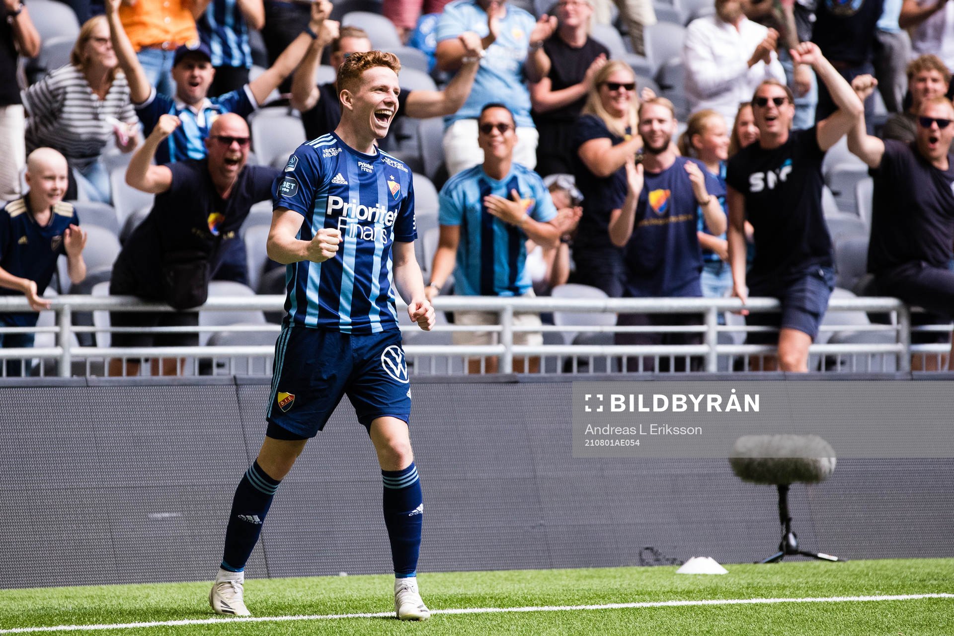 Djurgårdens Jacob Une Larsson jublar