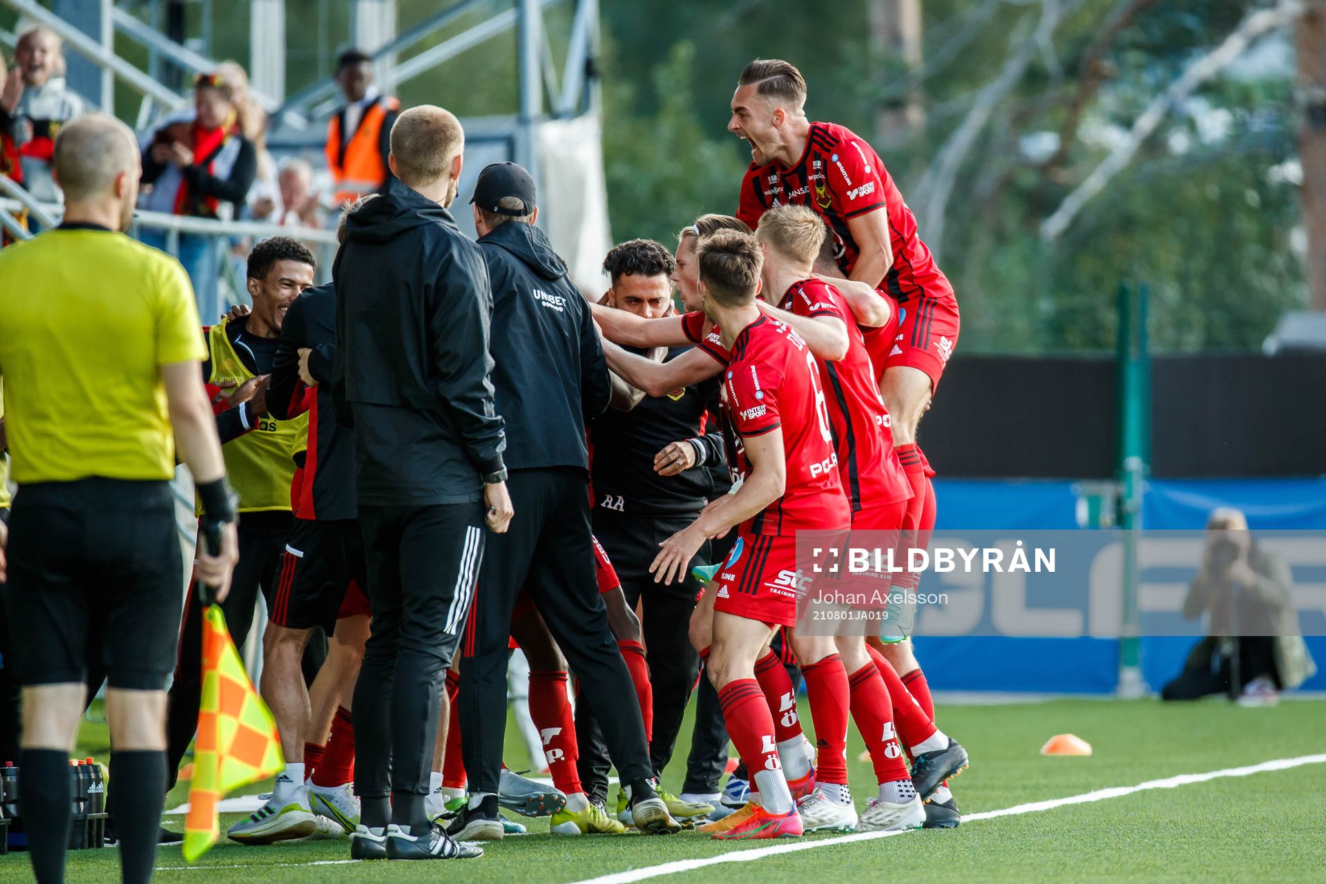 Östersunds Felix Hörberg jublar