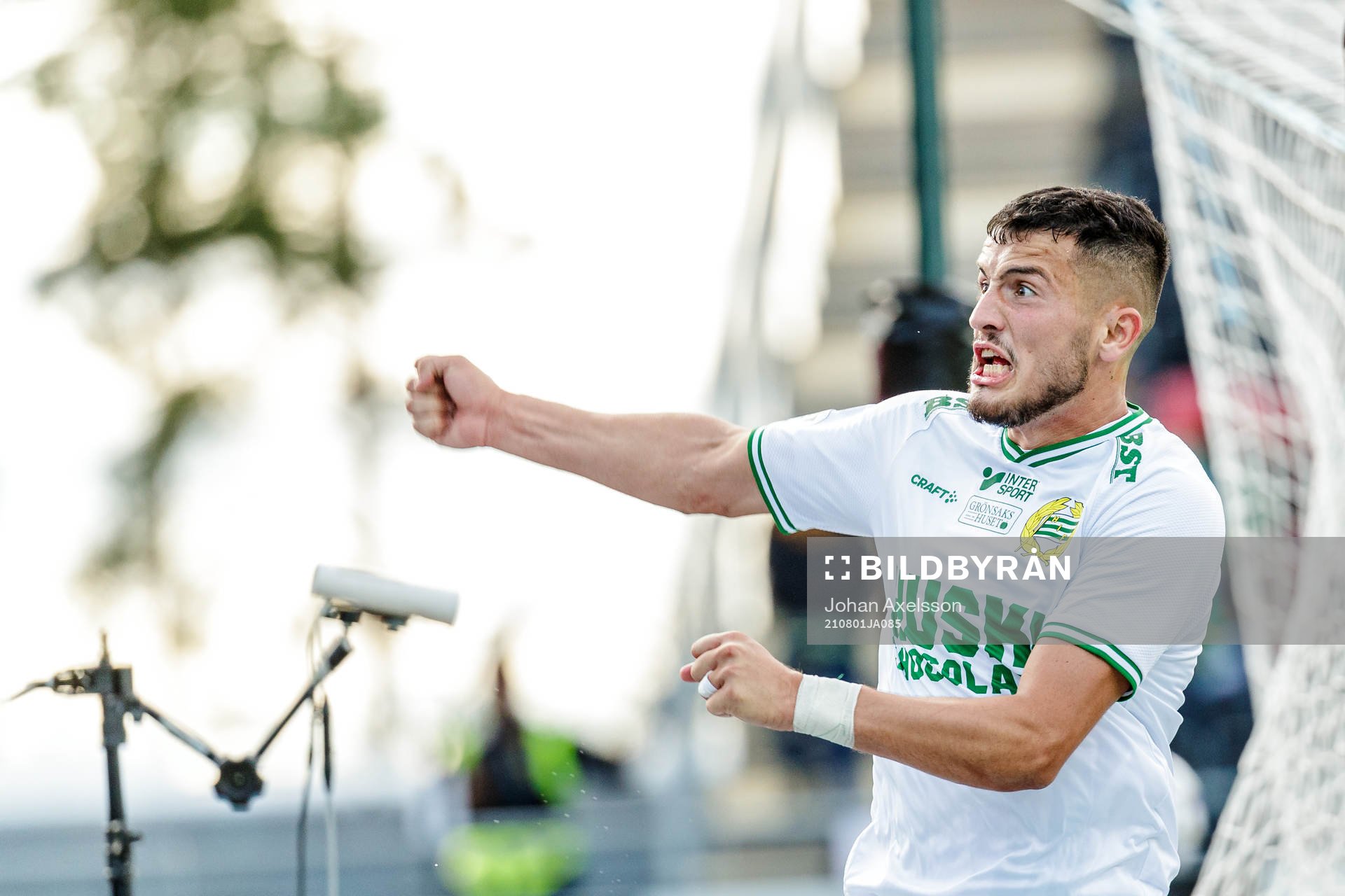 Hammarbys Astrit Selmani jublar