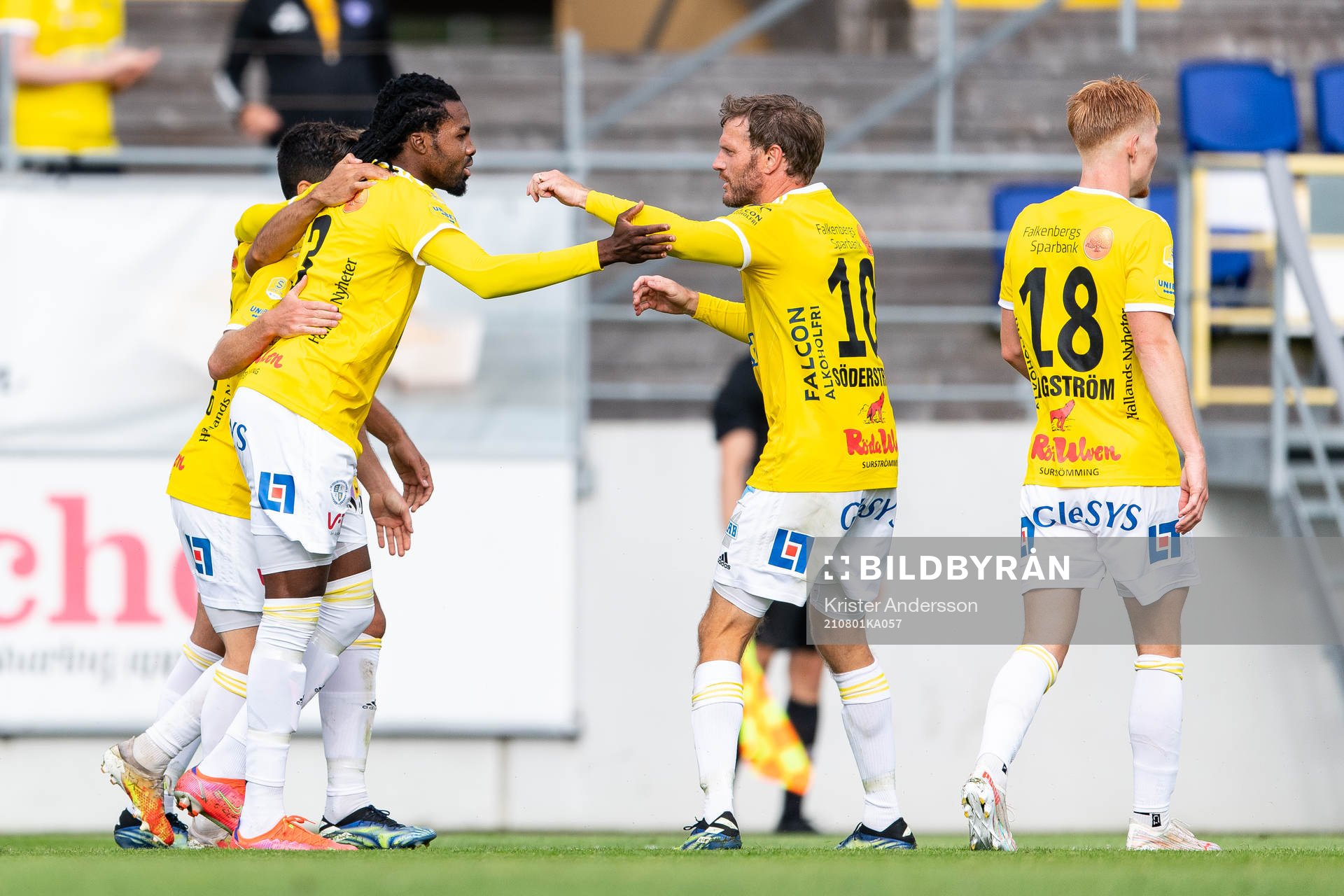 Falkenbergs Kwame Kizito jublar