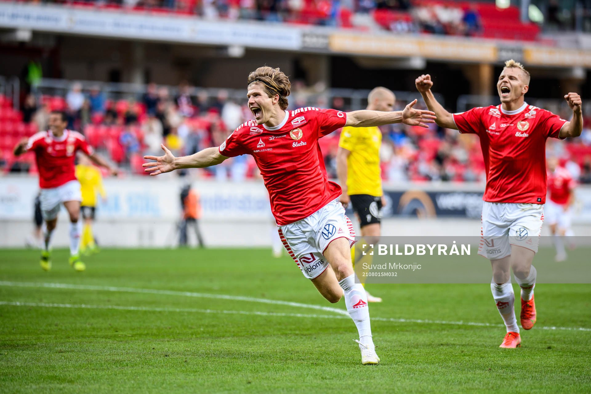 Kalmars Oliver Berg jublar