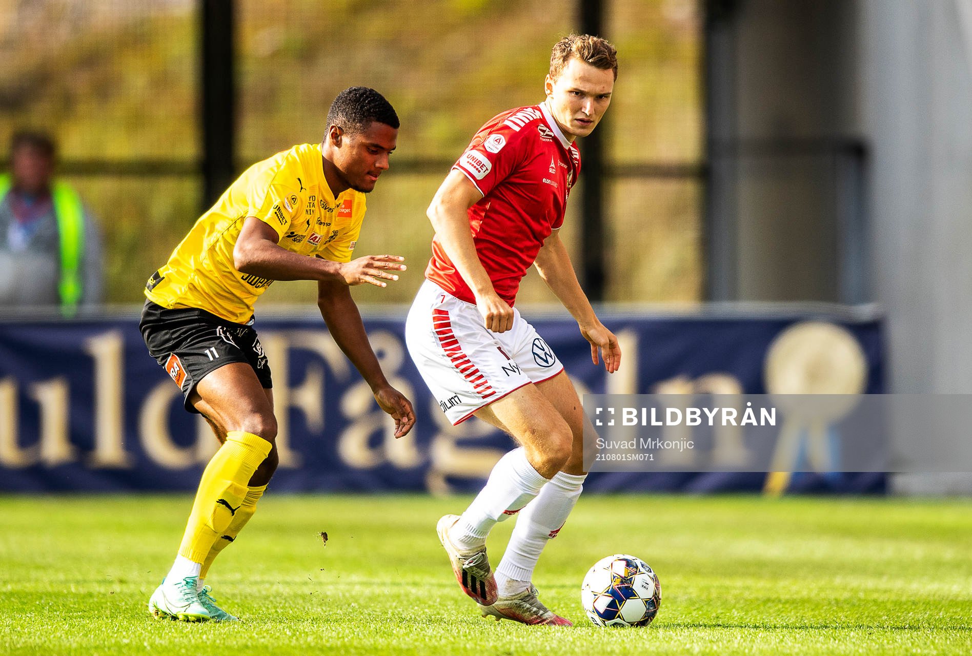 Kalmars Piotr Johansson och Mjällbys Amin Sarr