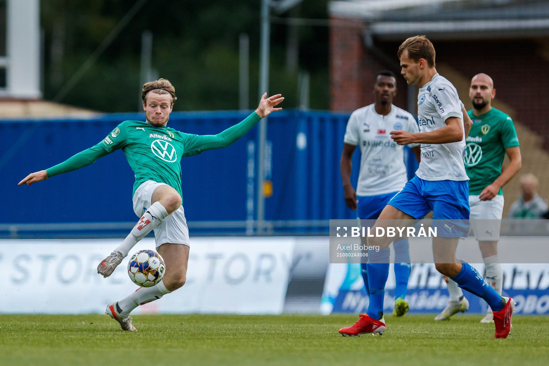 Jönköpings Daniel Ljung och Värnamos Oscar Uddenäs