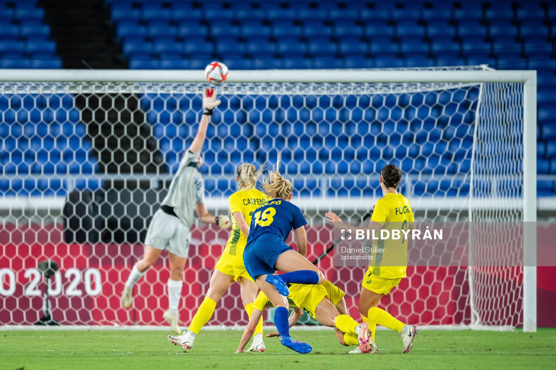 Fridolina Rolfö of Sweden and Lydia Williams of Australia in the women´s football match between Australia and Sweden at Tokyo 2020 Olympic Games on August 2, 2021 in Tokyo.