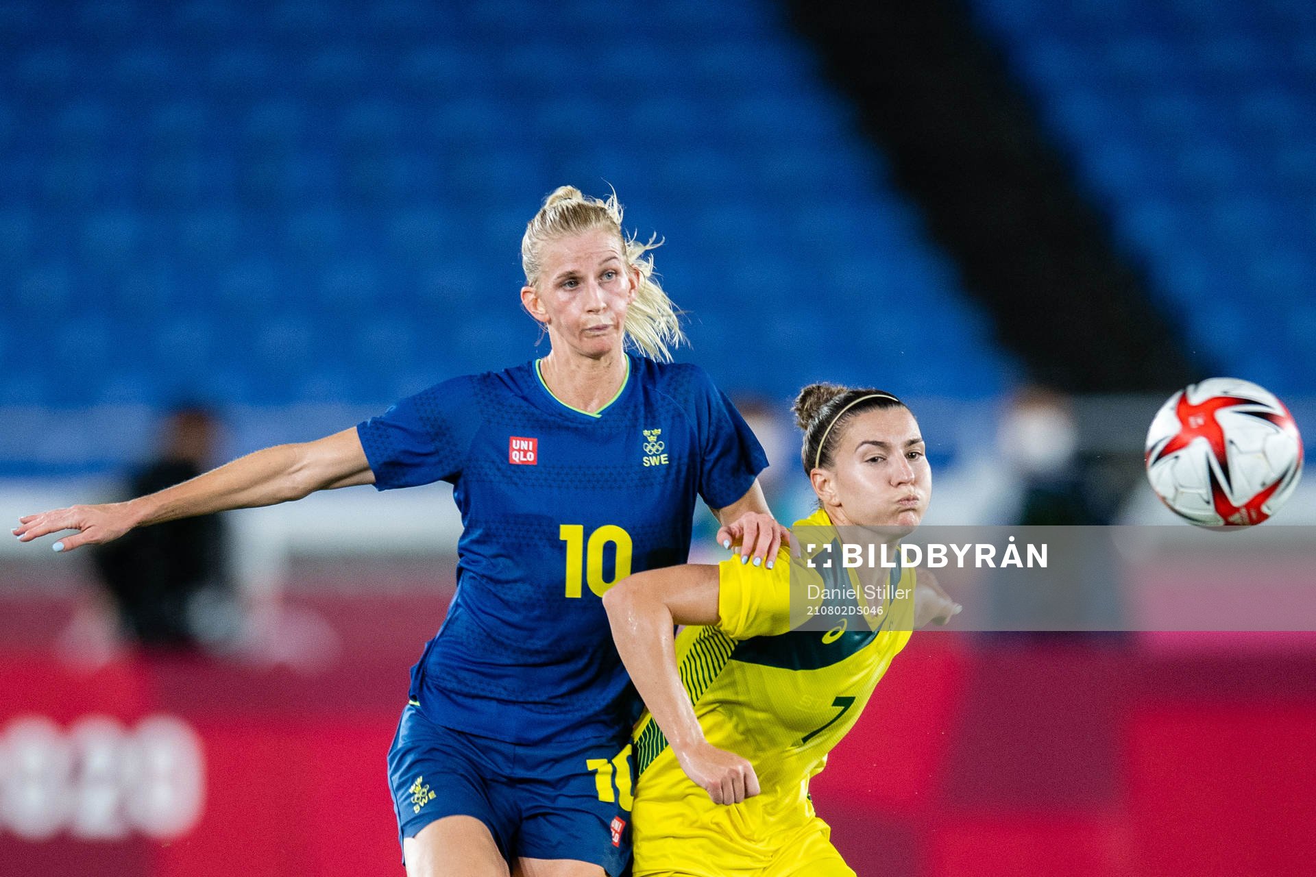Sofia Jakobsson of Sweden and Steph Catley of Australia in