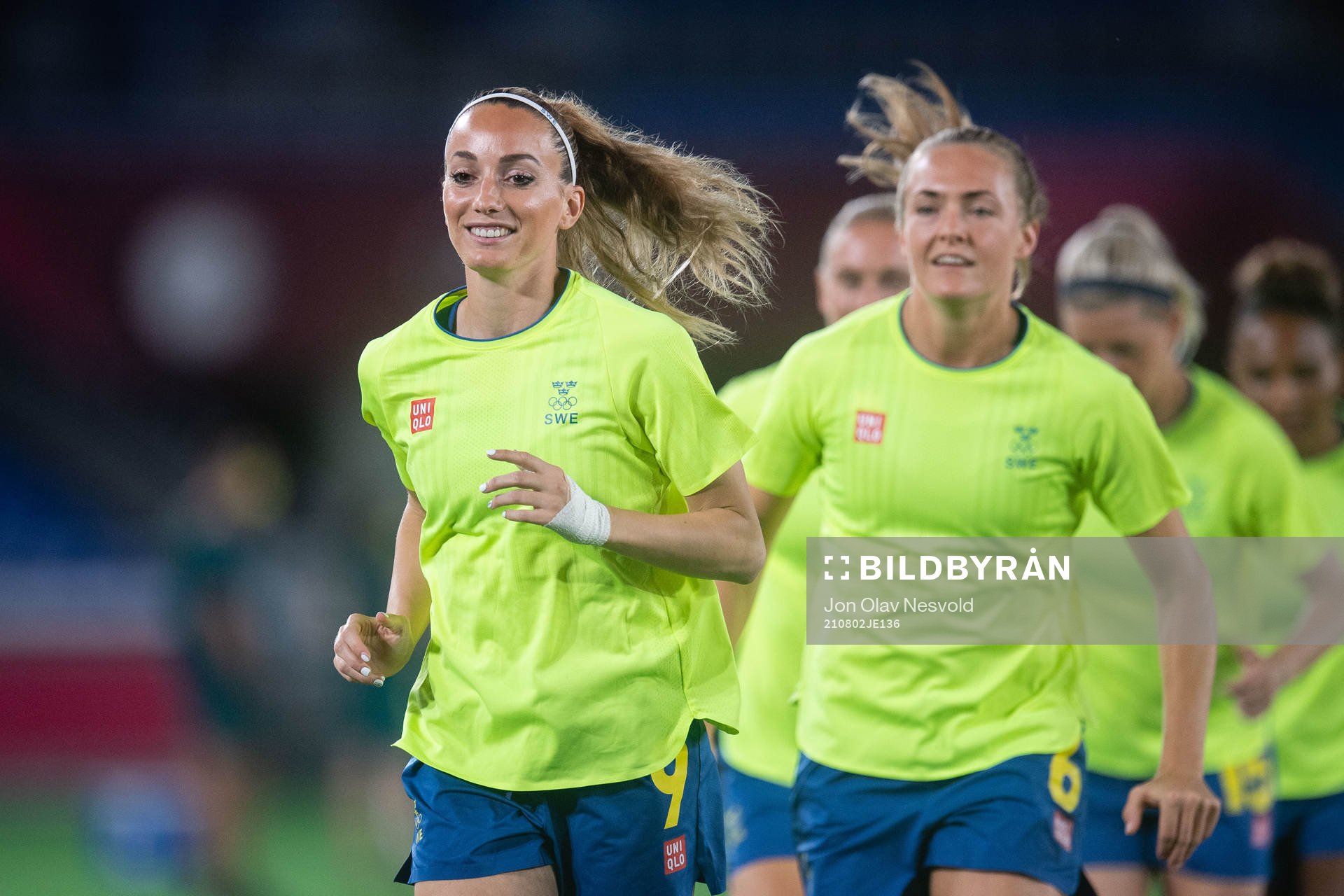 Kosovare Asllani and Magdalena Eriksson of Sweden