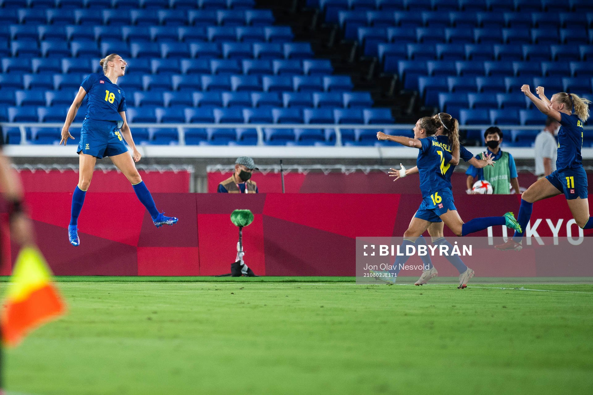 Fridolina Rolfö of Sweden celebrates 0-1  in the women´s
