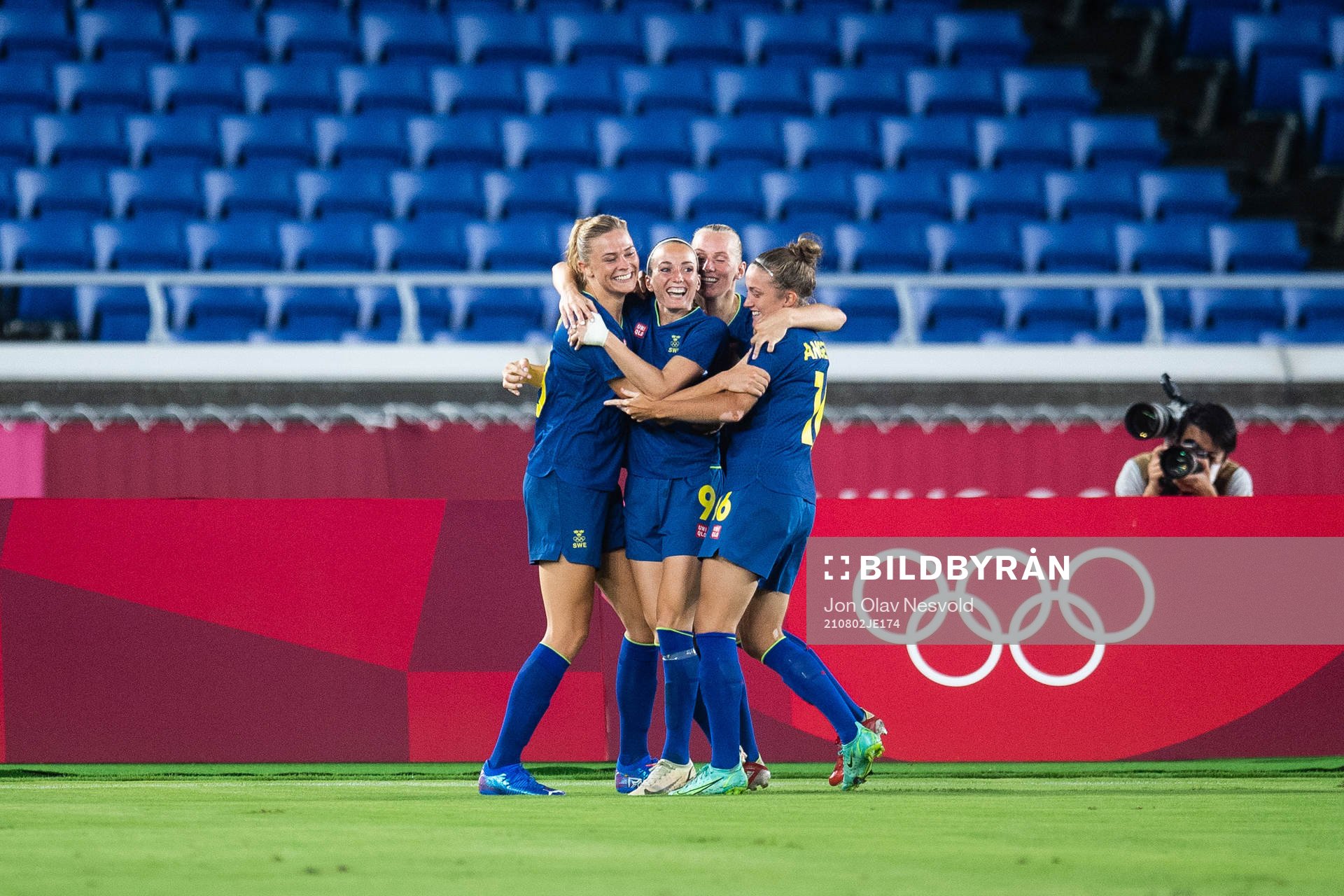 Fridolina Rolfö of Sweden celebrates 0-1  in the women´s