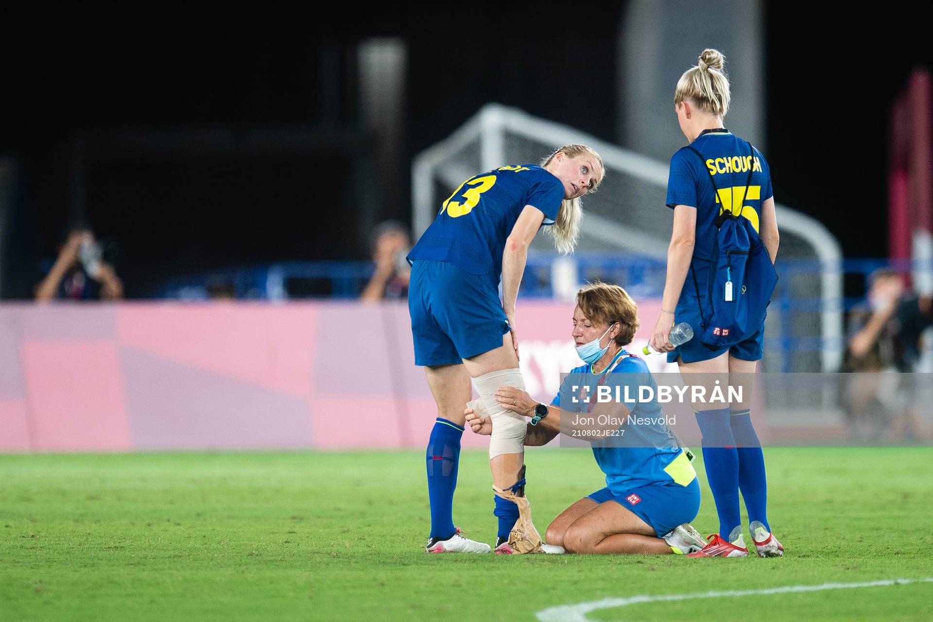 Amanda Ilestedt of Sweden gets her right knee bandaged