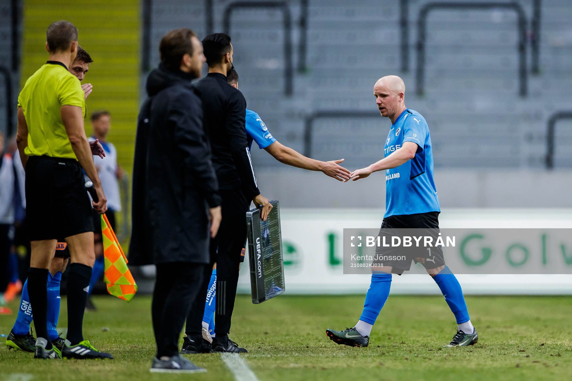 Halmstads Simon Lundevall byts ut