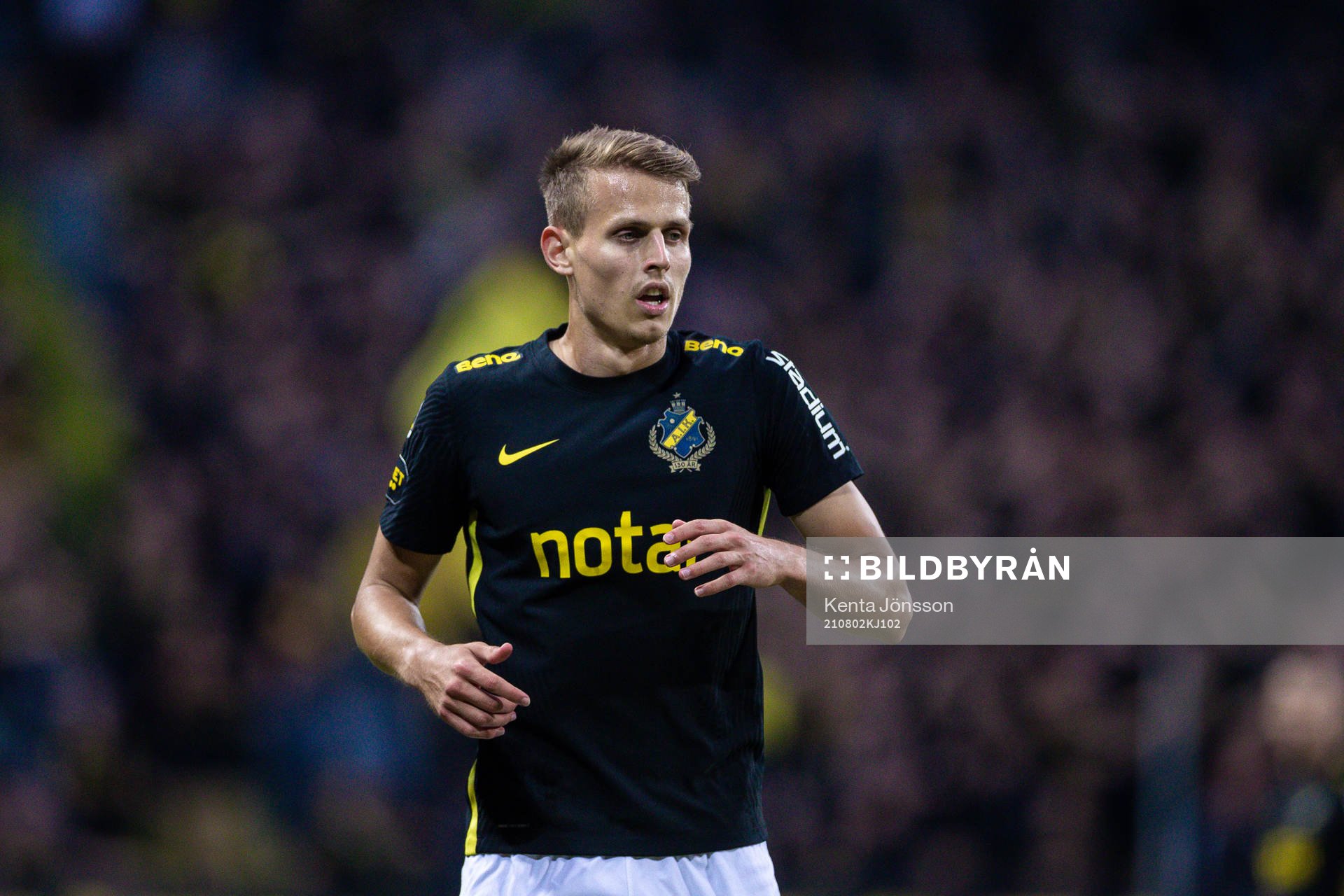 AIK:s Bojan Radulovic under fotbollsmatchen i Allsvenskan mellan AIK och Halmstad den 2 augusti 2021 i Stockholm. 