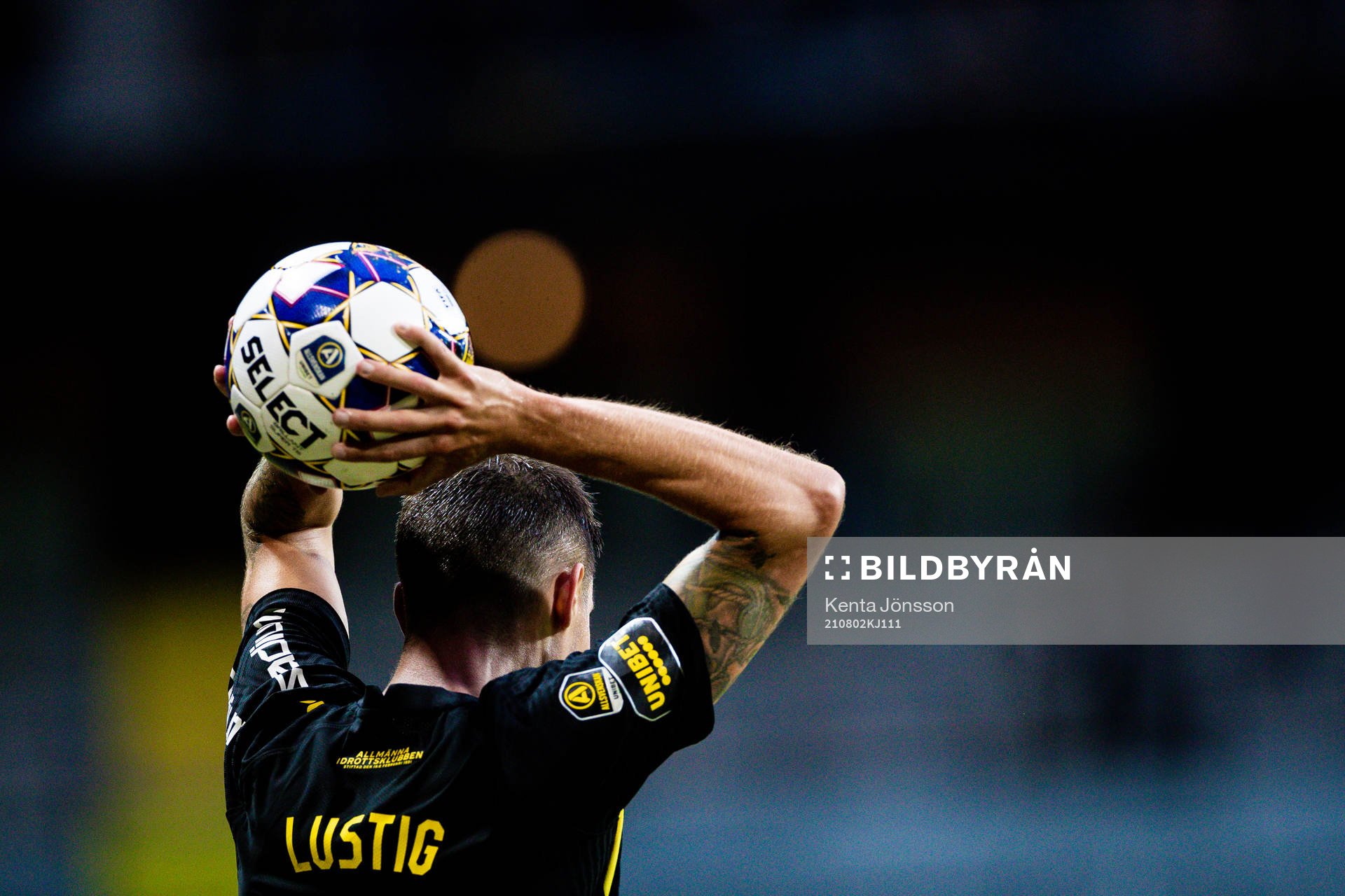 s Mikael Lustig