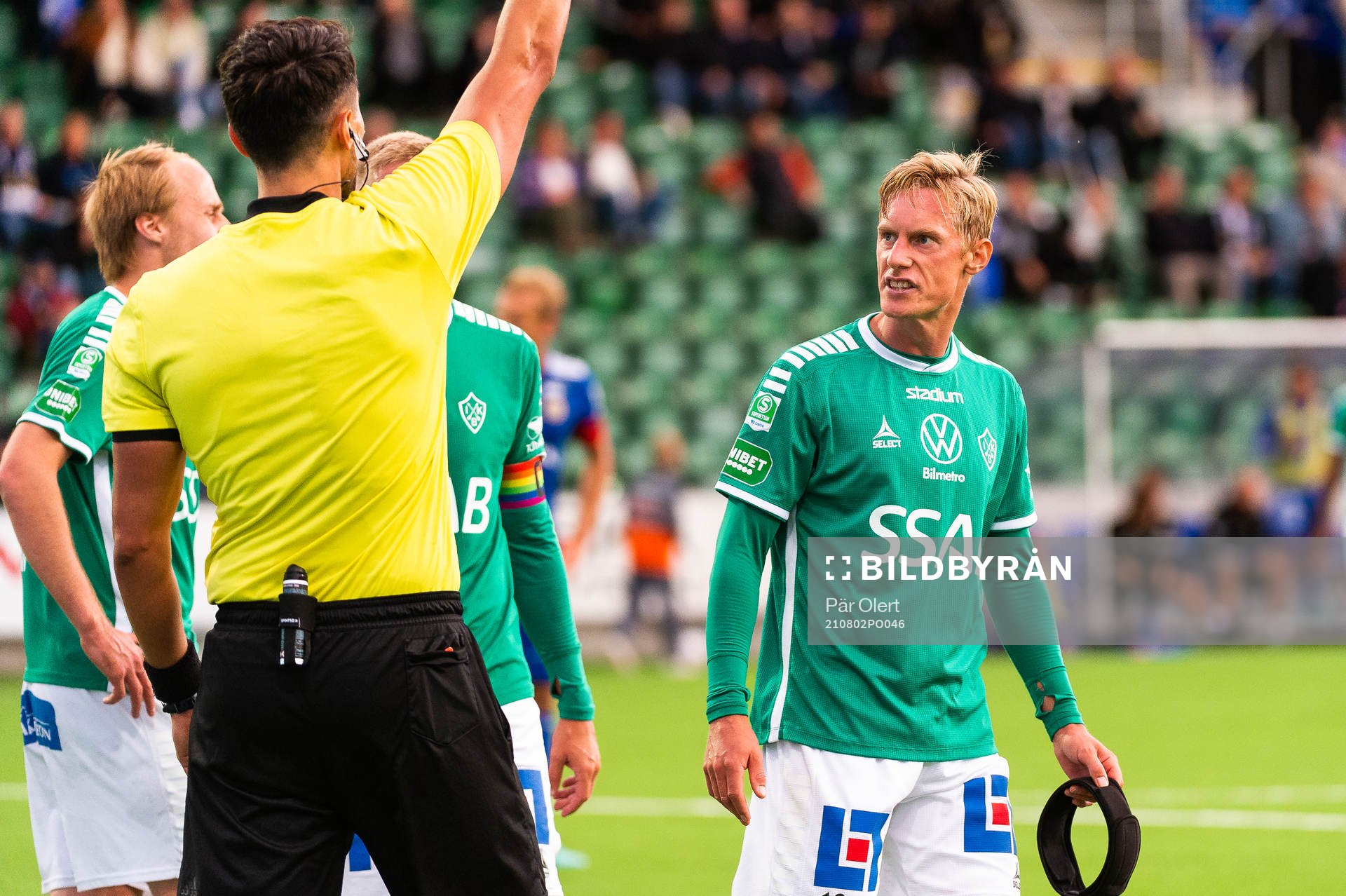 Brages Pontus Hindrikes reagerar och varnas