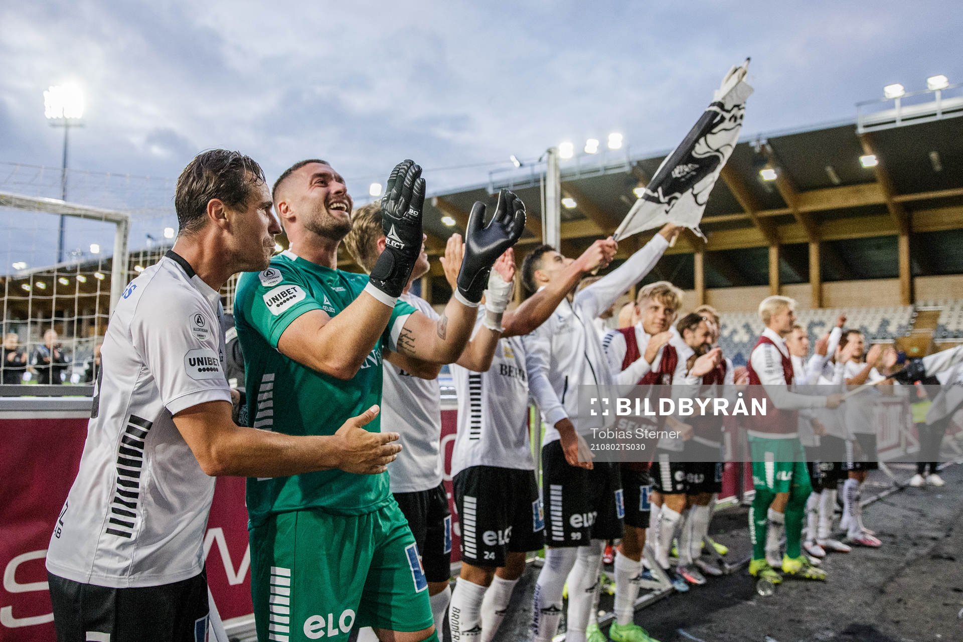 Örebros Nordin Gerzic jublar