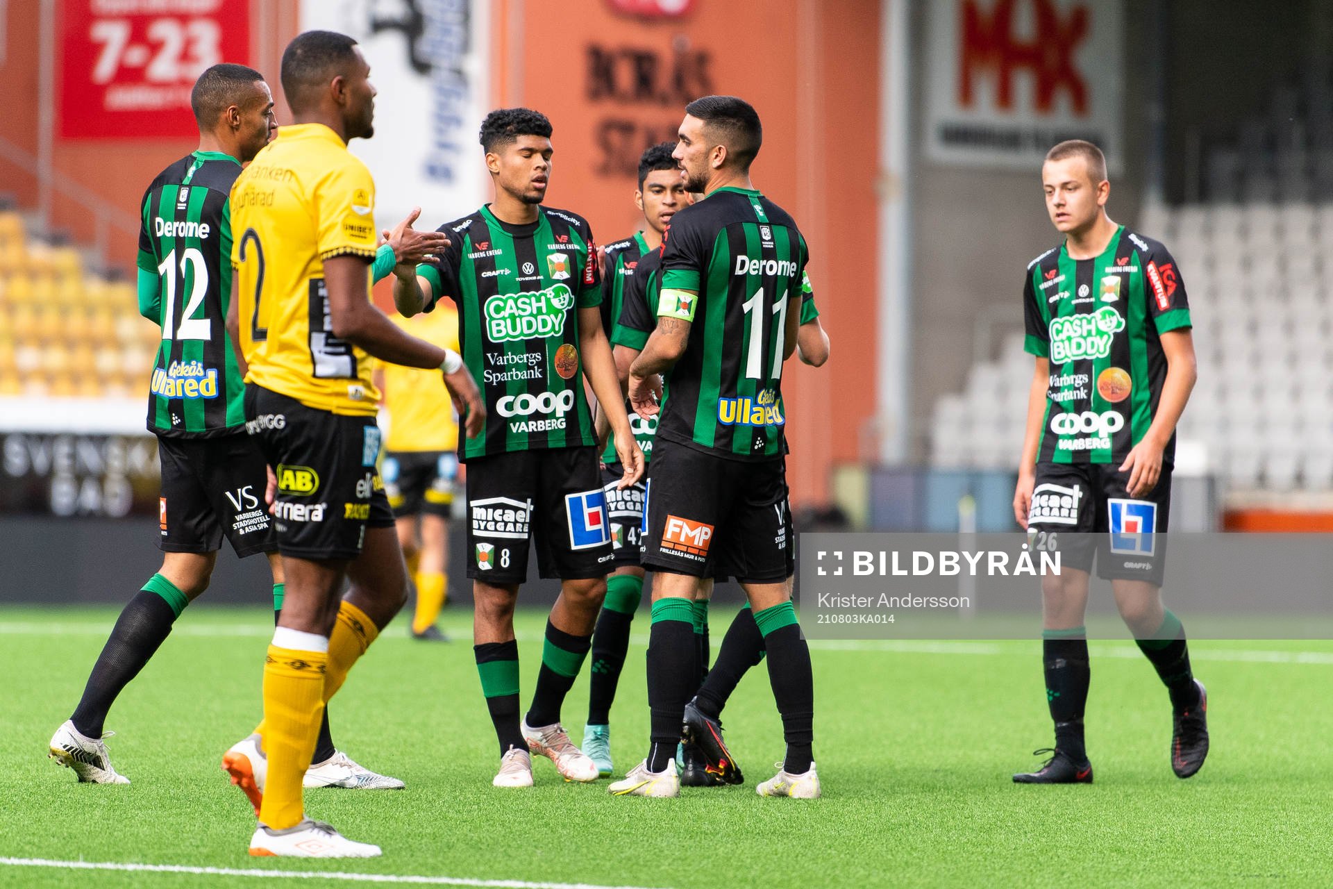 Varbergs spelare jublar