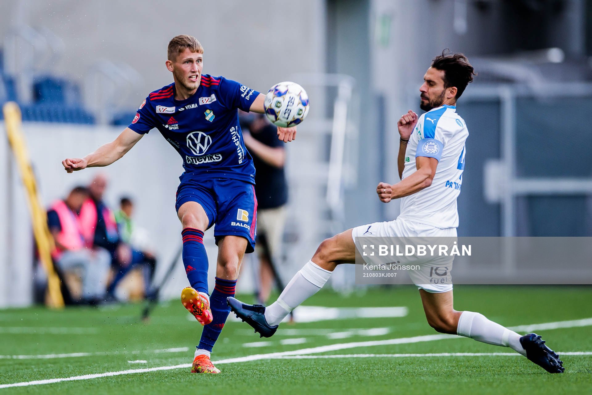 Östers Emil Engqvist  och Akropolis Panajotis Dimitriadis