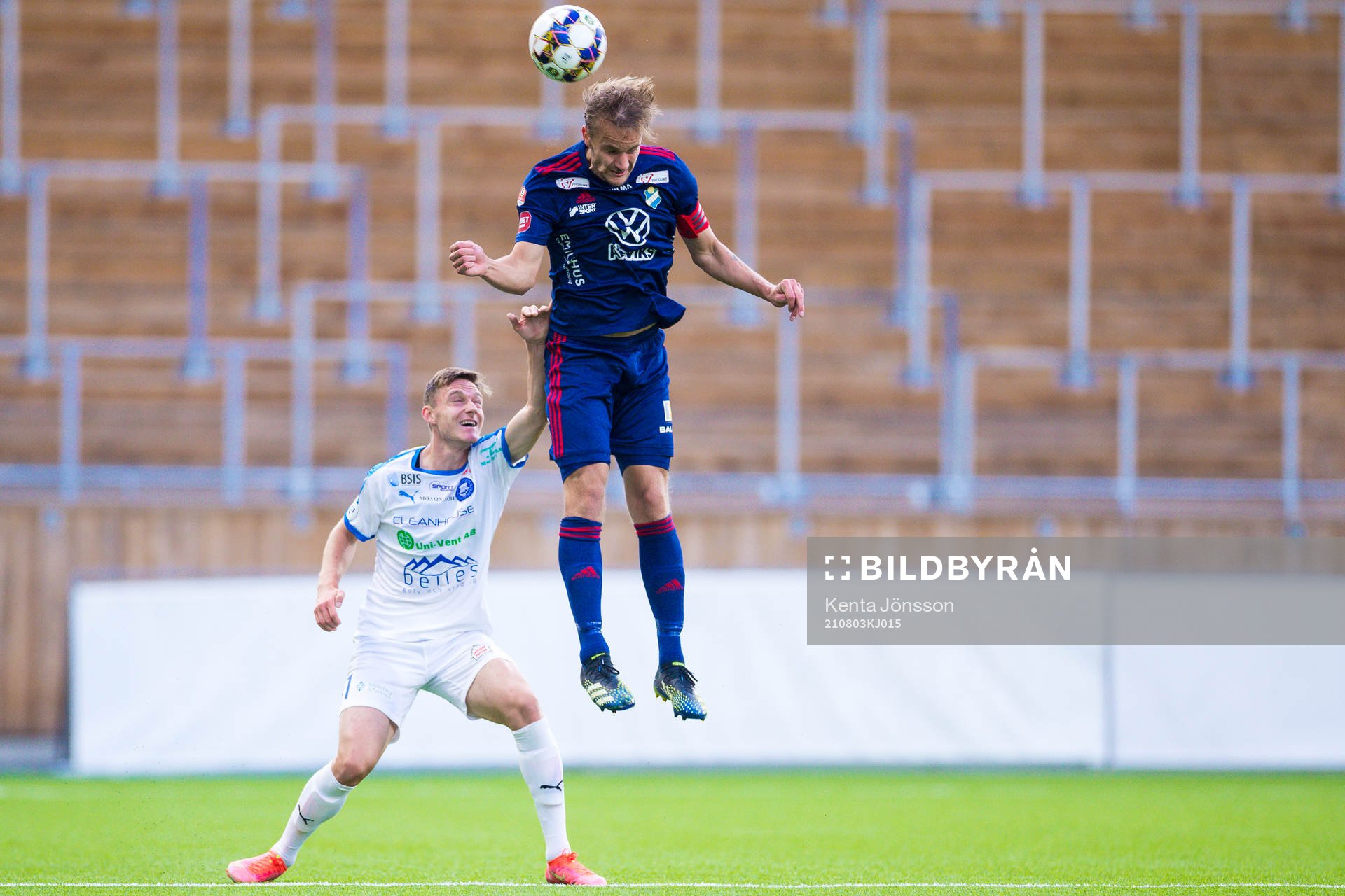 Östers Månz Berg  och Akropolis Mattias Bouvin