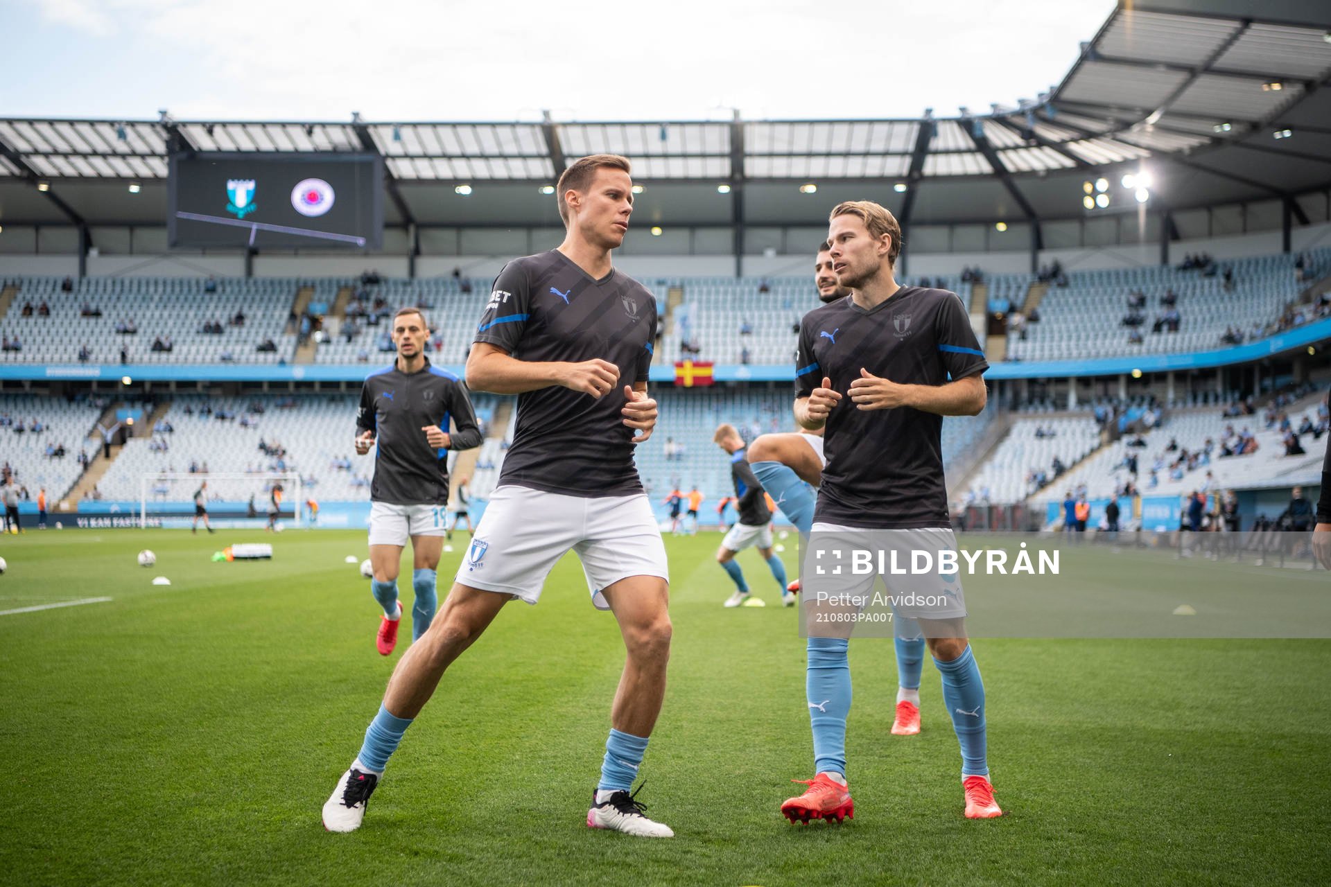 Niklas Moisander and Oscar Lewicki