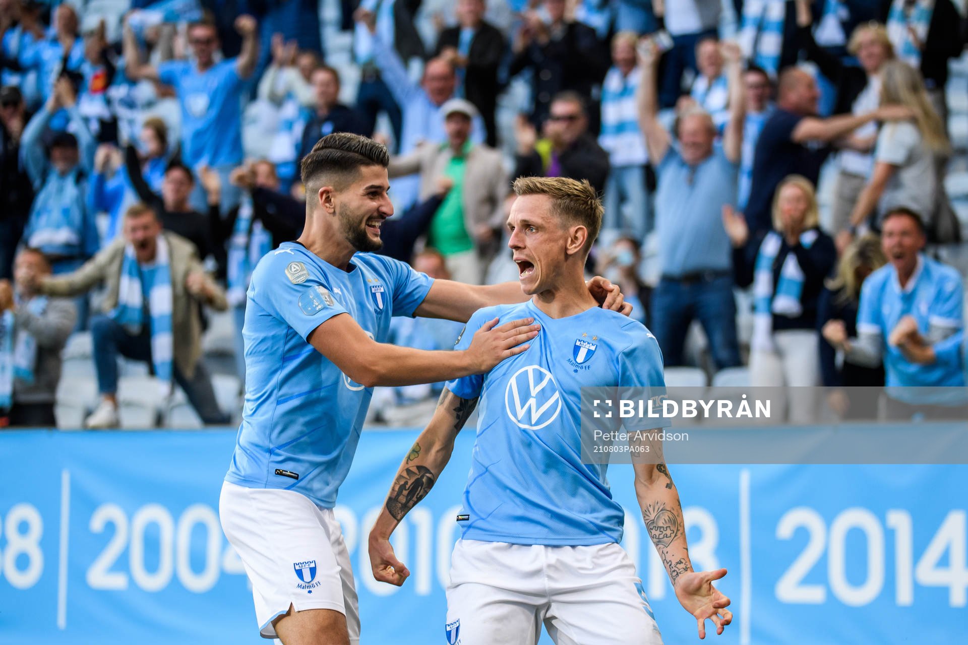 Sören Rieks of Malmö FF celebrates together with Antonio