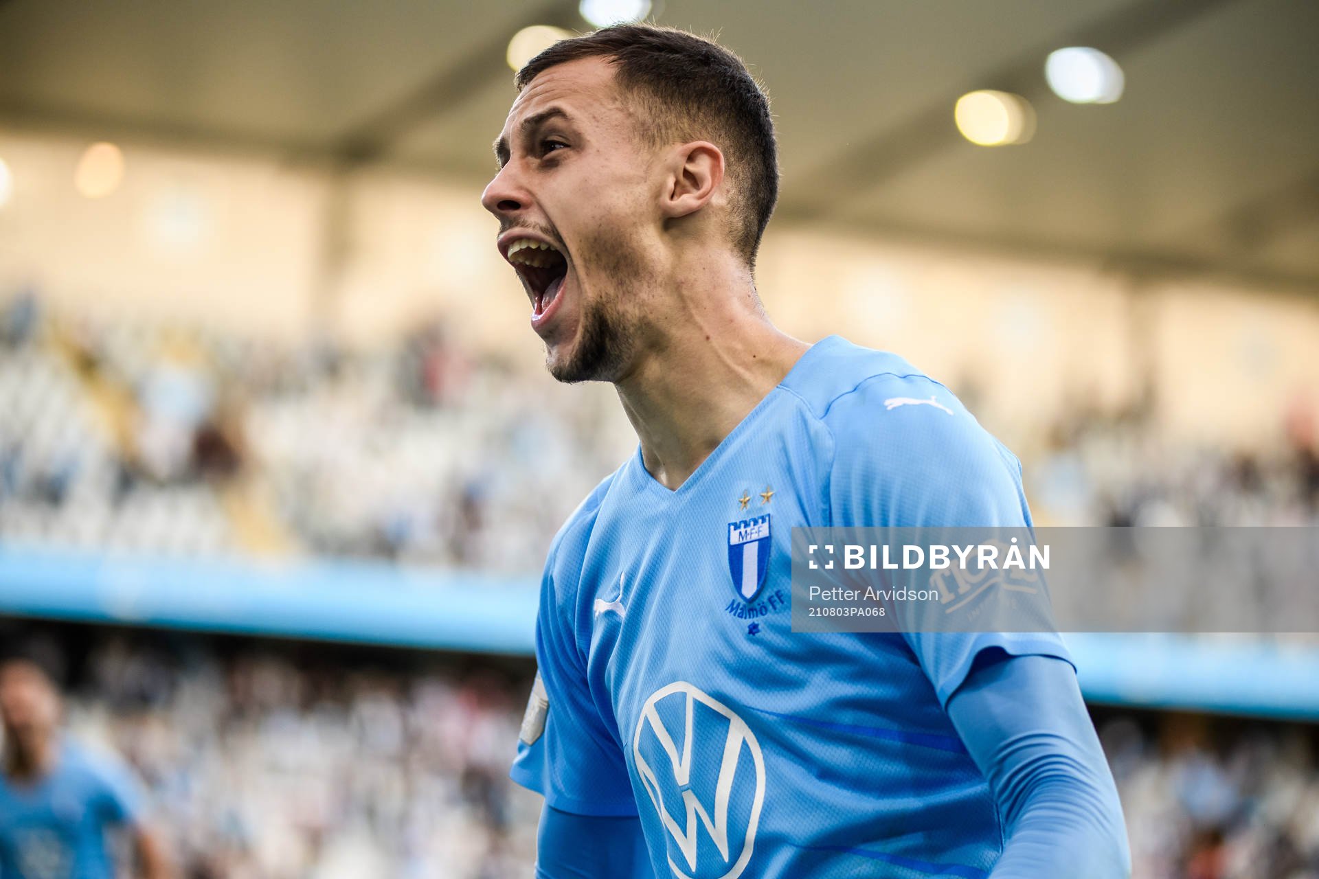 Veljko Birmancevic of Malmö FF celebrates