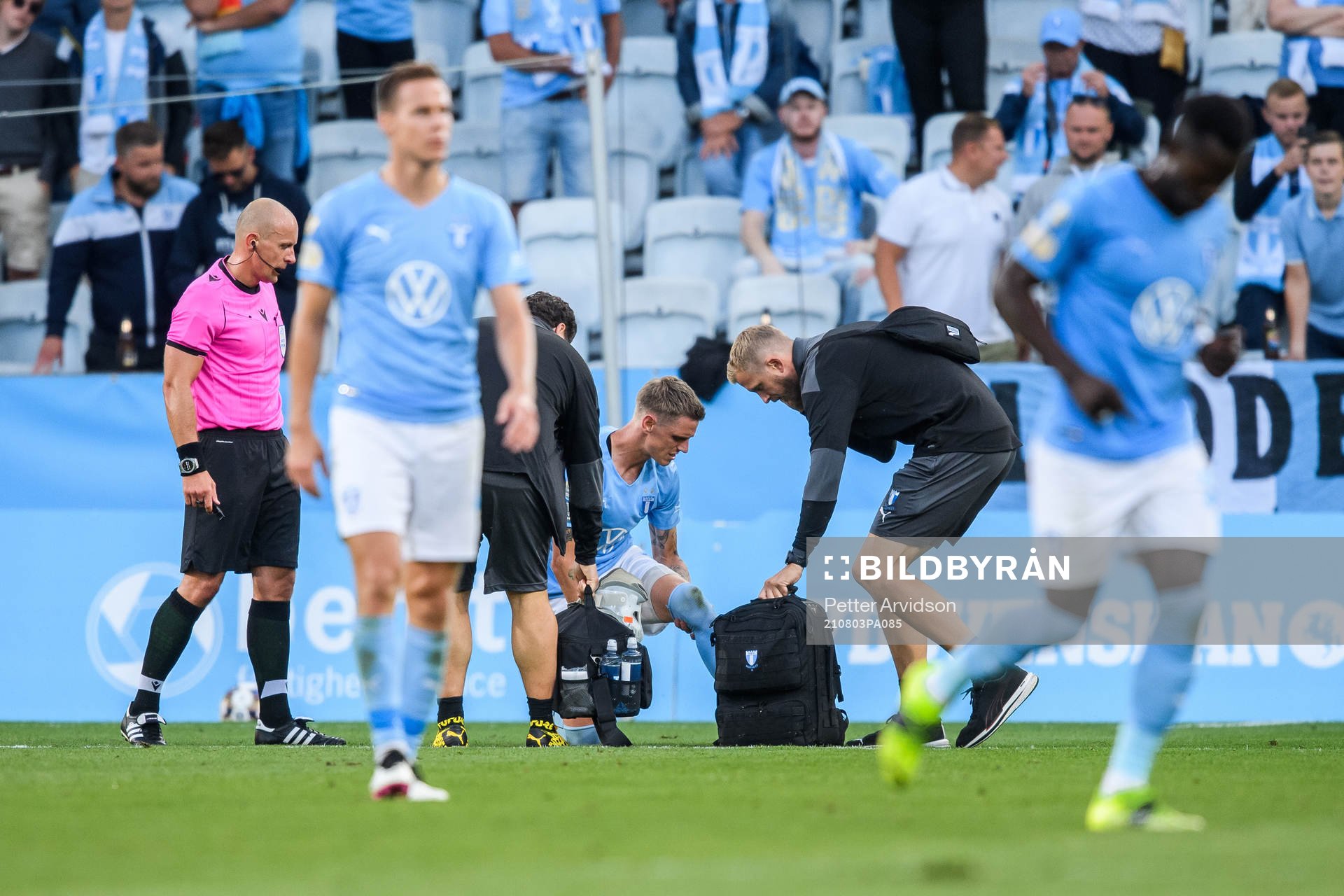 Sören Rieks of Malmö FF receives medical attention