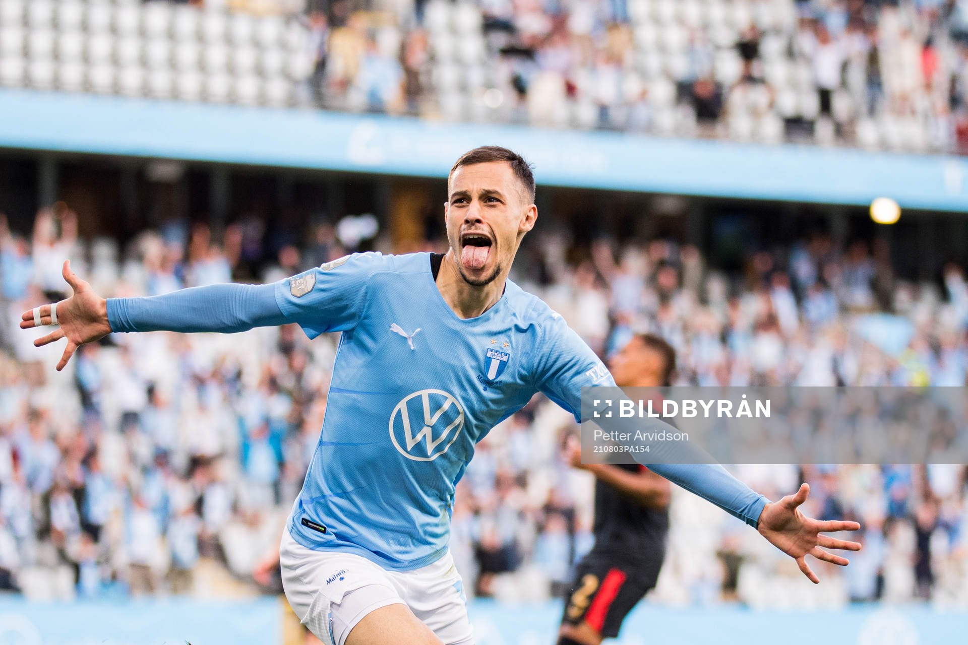 Veljko Birmancevic of Malmö FF celebrates