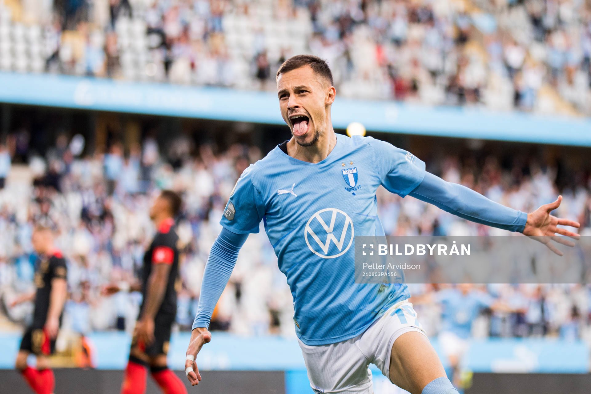Veljko Birmancevic of Malmö FF celebrates