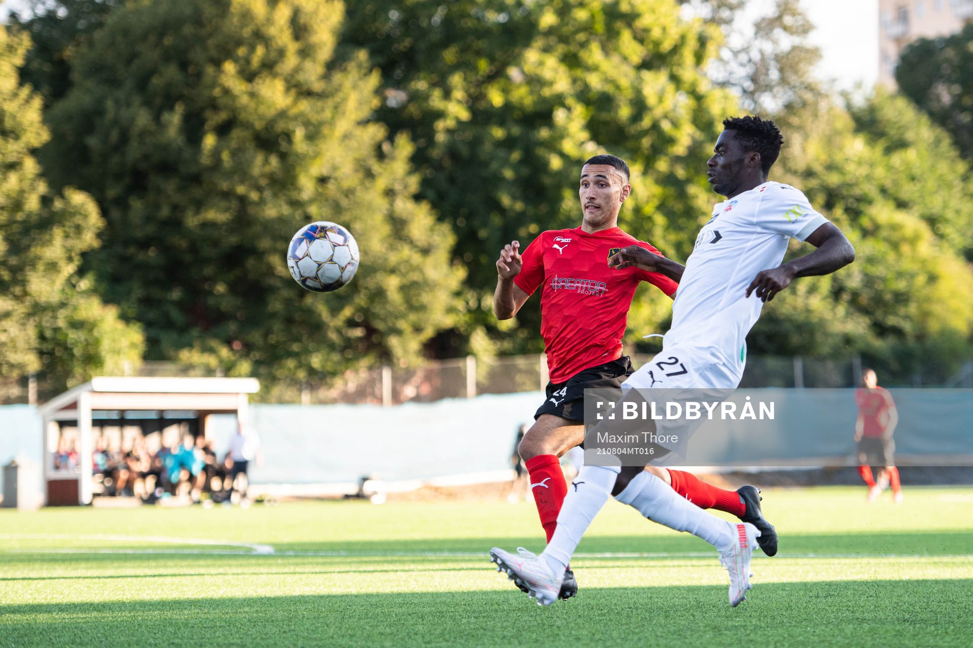 Vasalunds Adam Id Salem och Helsingborgs Benjamin Acquah