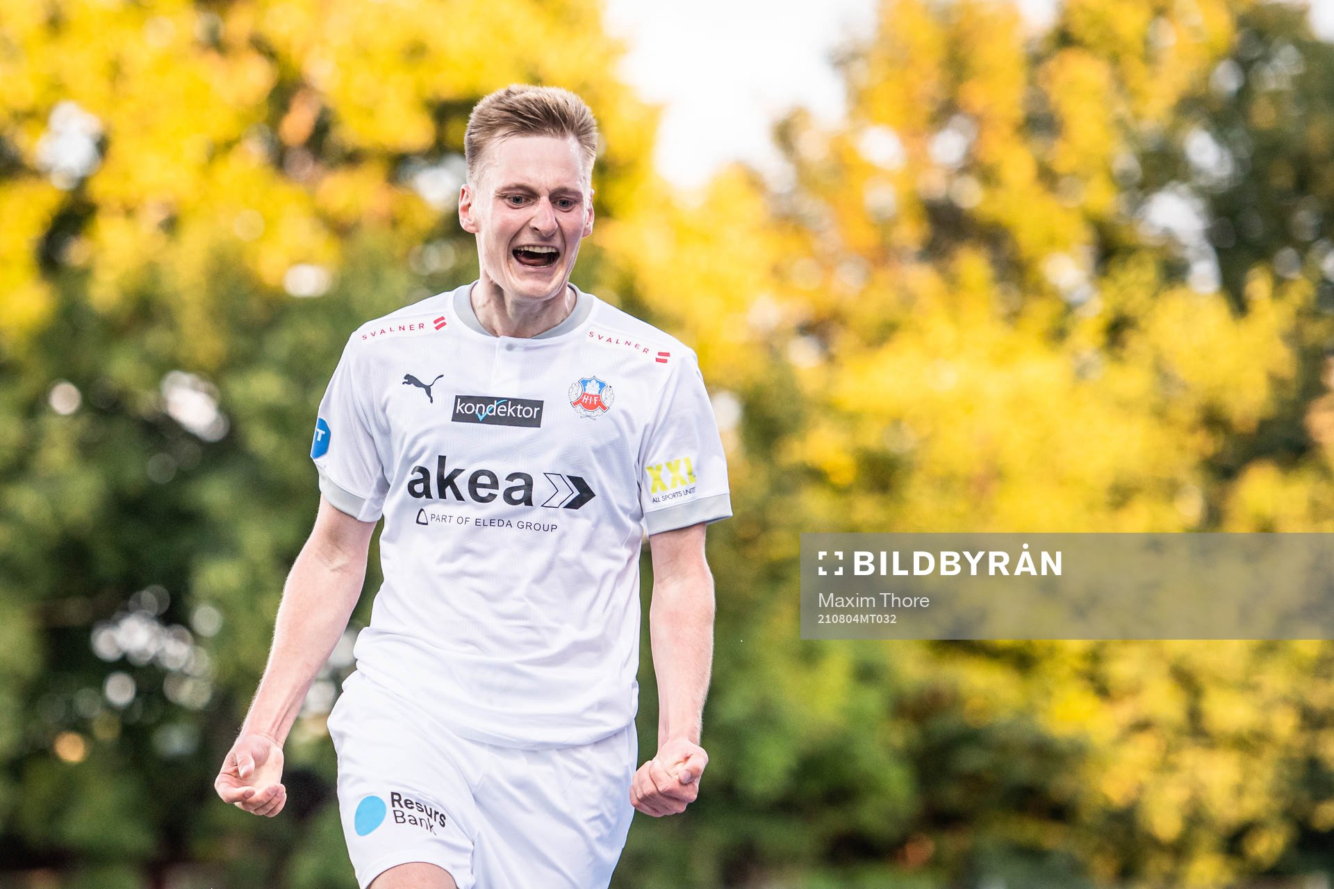 Helsingborgs Rasmus Karjalainen jublar efter 0-1 under fotbollsmatchen i Superettan mellan Vasalund och Helsingborg den 4 augusti 2021 i Stockholm.